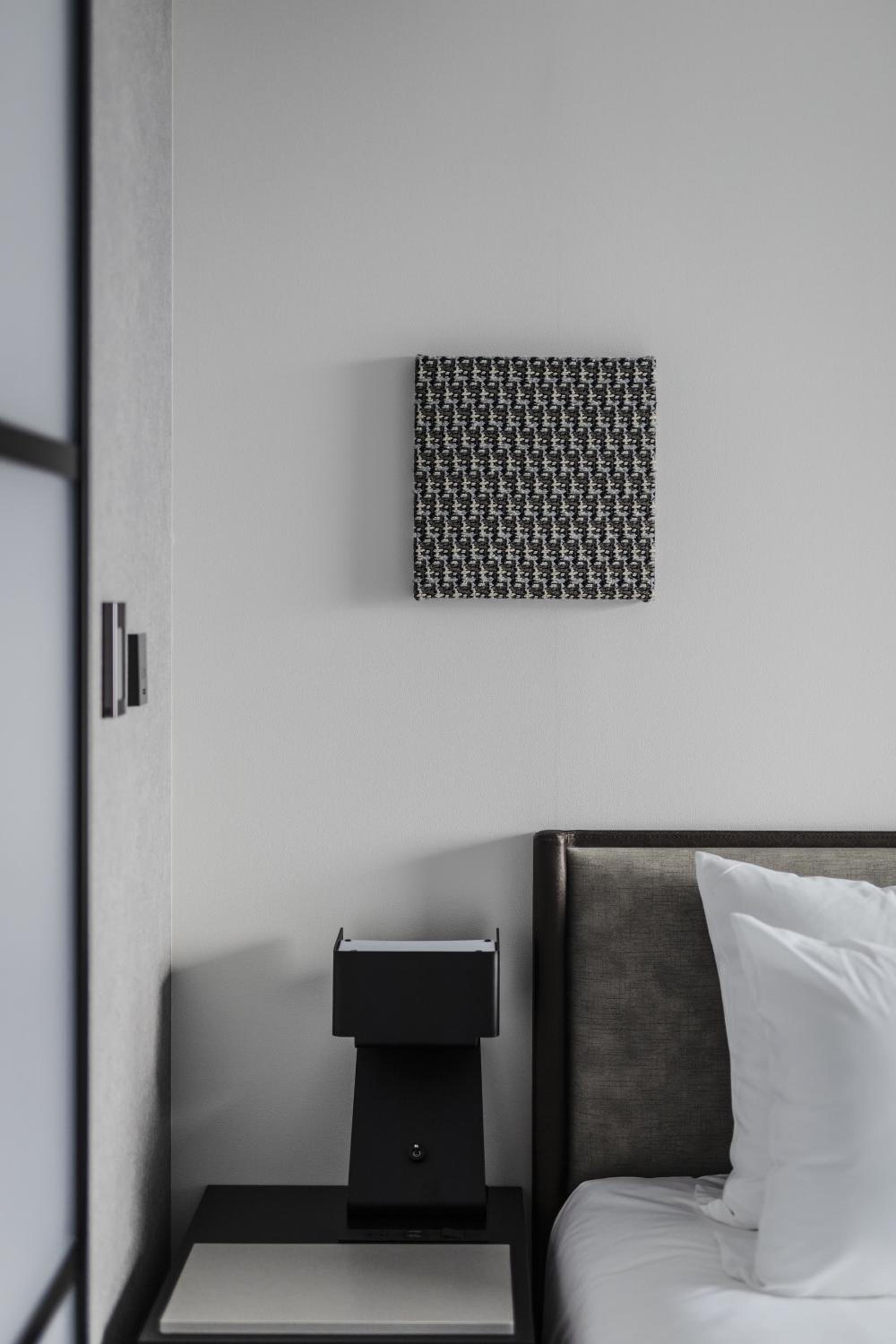 Premium Twin Room - Photo 3