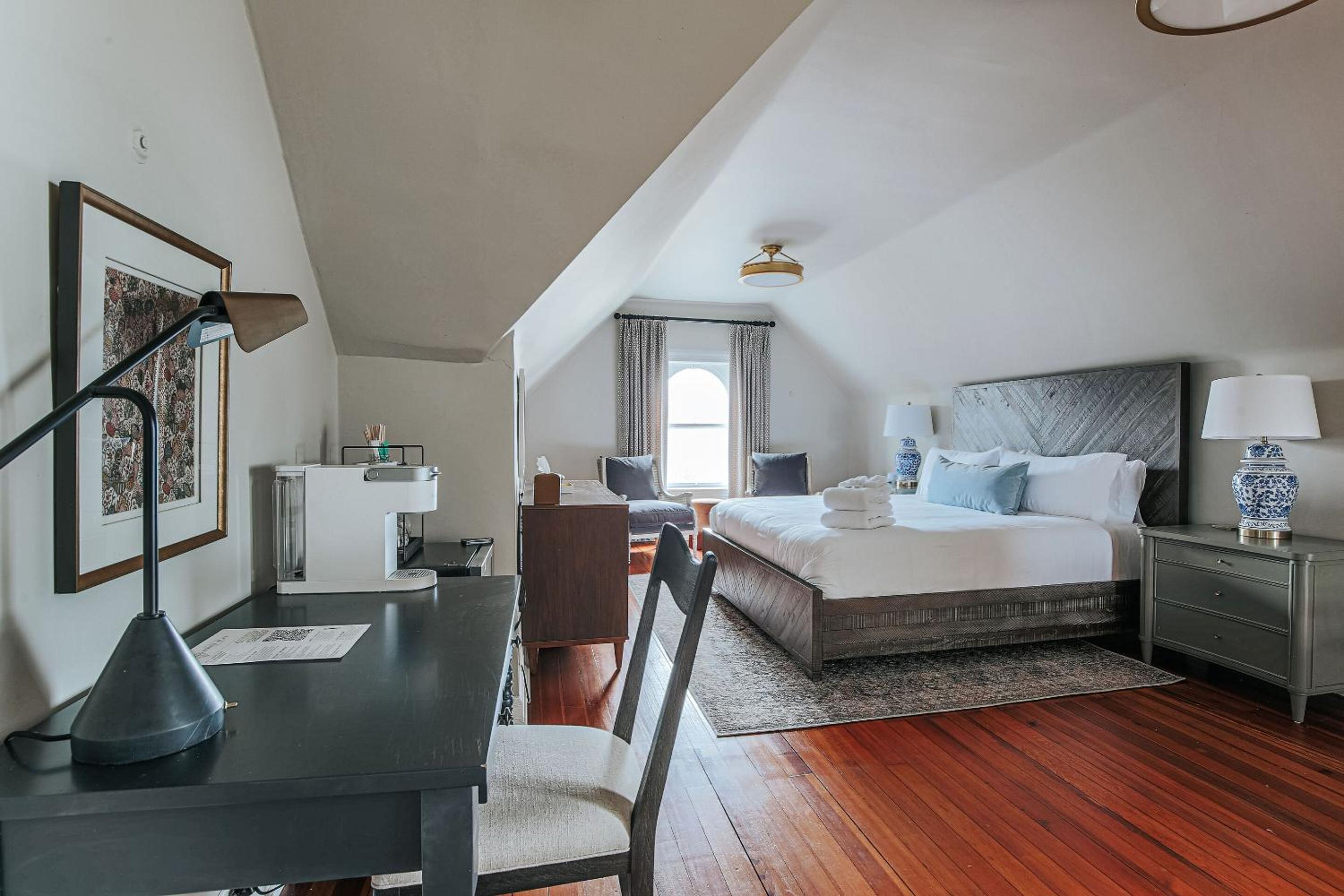 One-Bedroom Suite