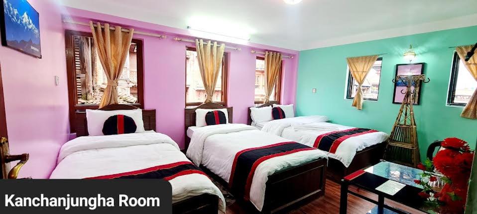 Triple Room with Private Bathroom photo 3