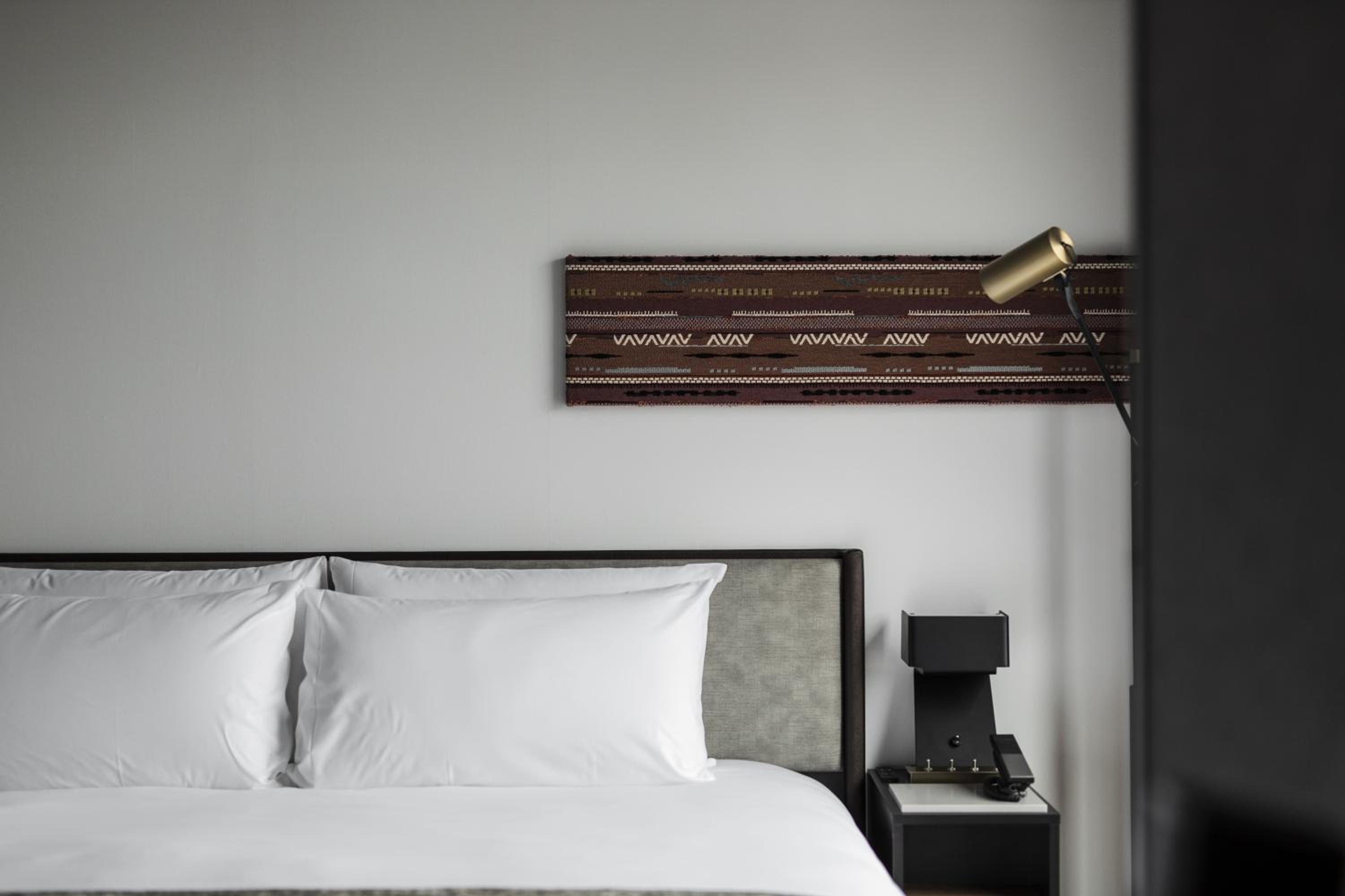 Premium Deluxe Double Room - Photo 10