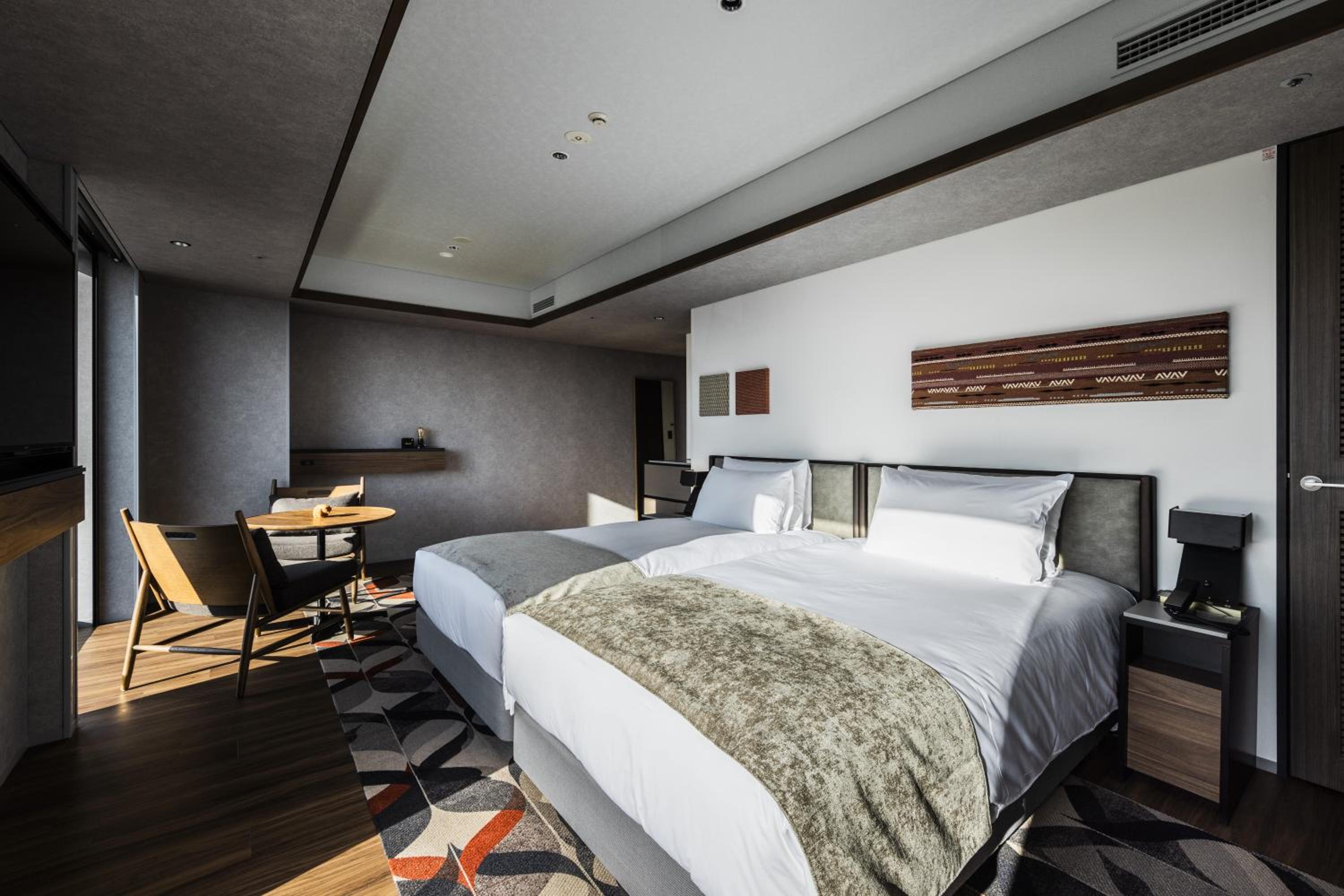 Premium Deluxe Twin Room - Photo 2