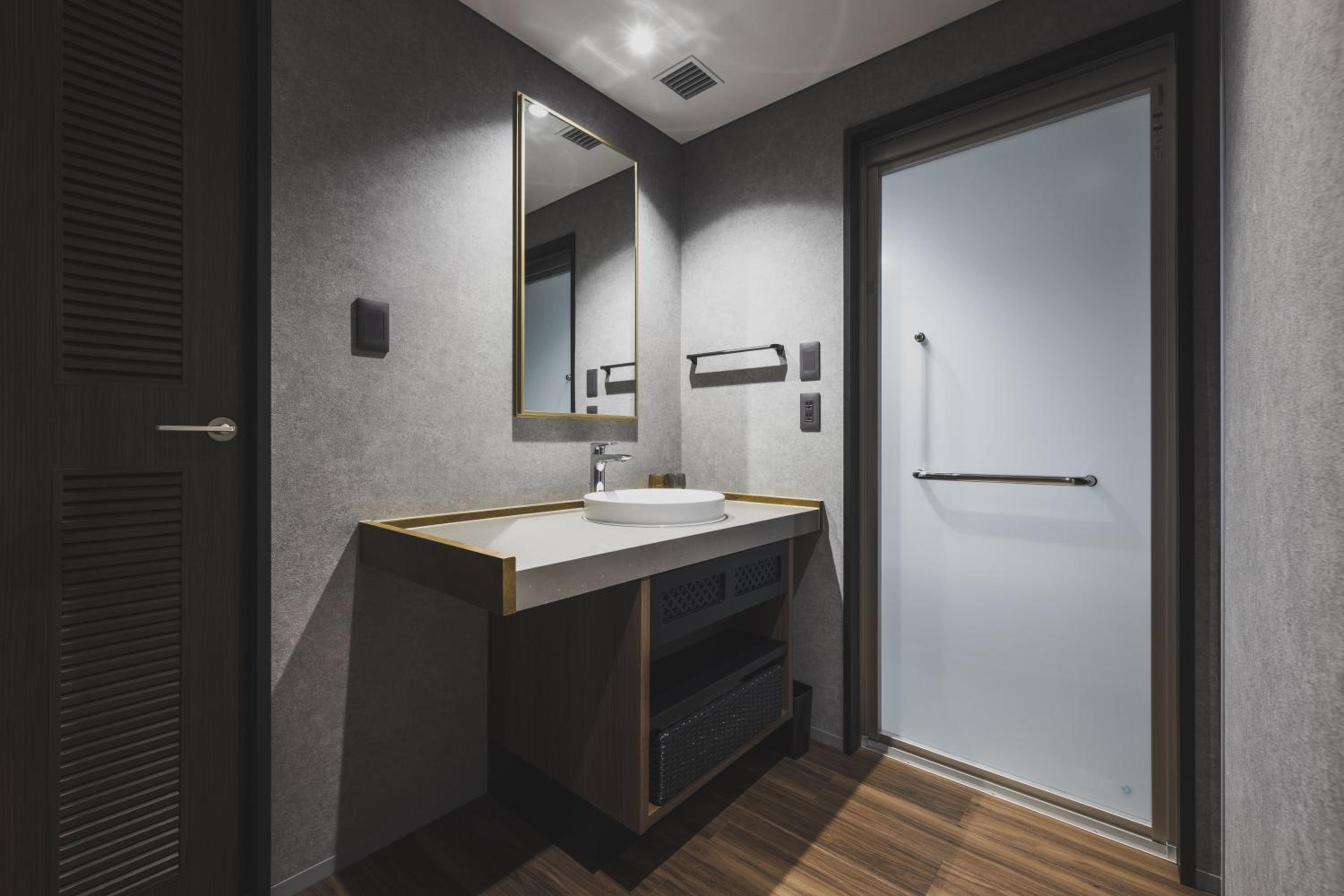Premium Deluxe Twin Room - Photo 11