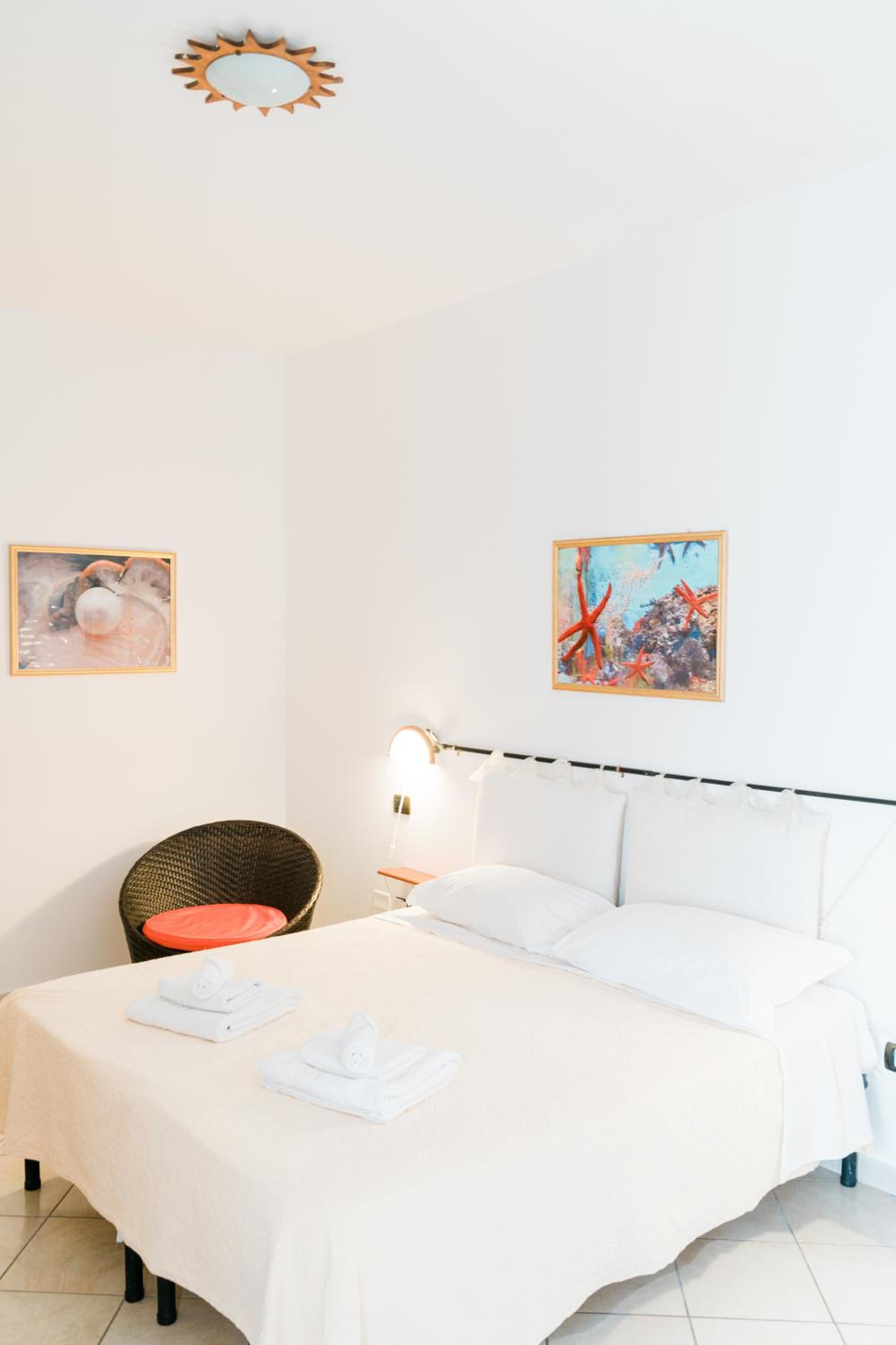 Double or Twin Room - Photo 1