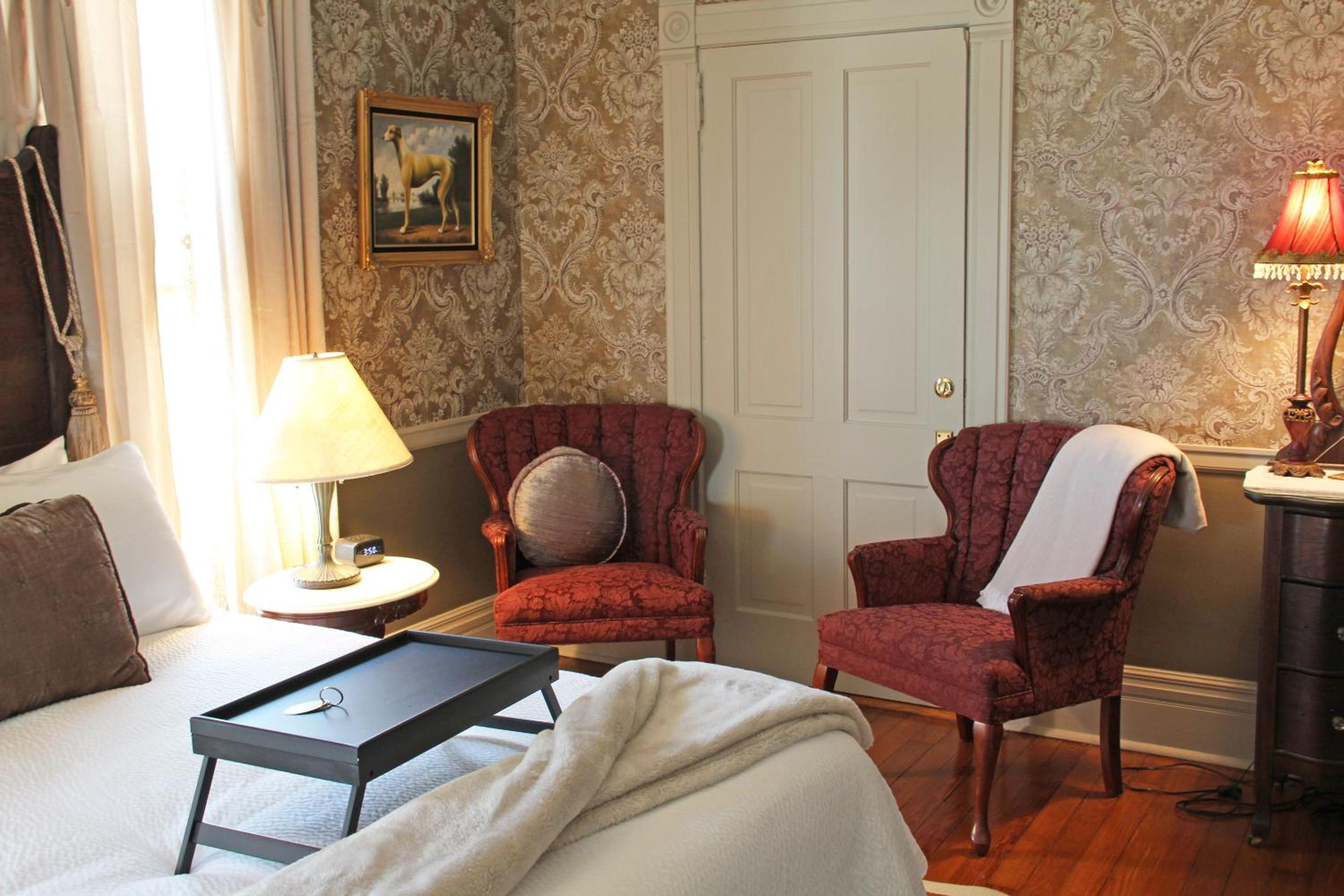 Deluxe Queen Room photo 3