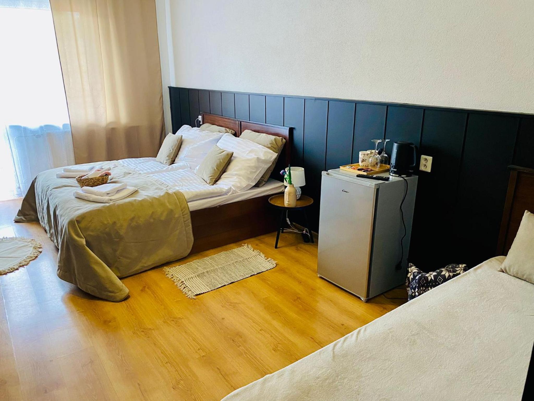 Double Room with Mountain View - Photo 9