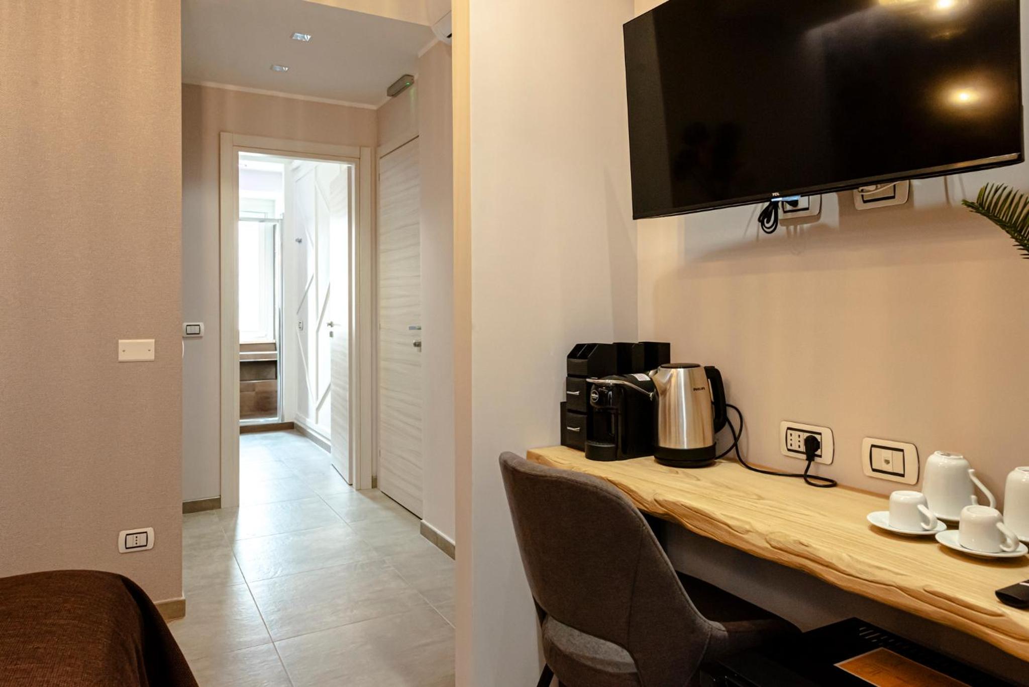 Double Room with Private Bathroom photo 3