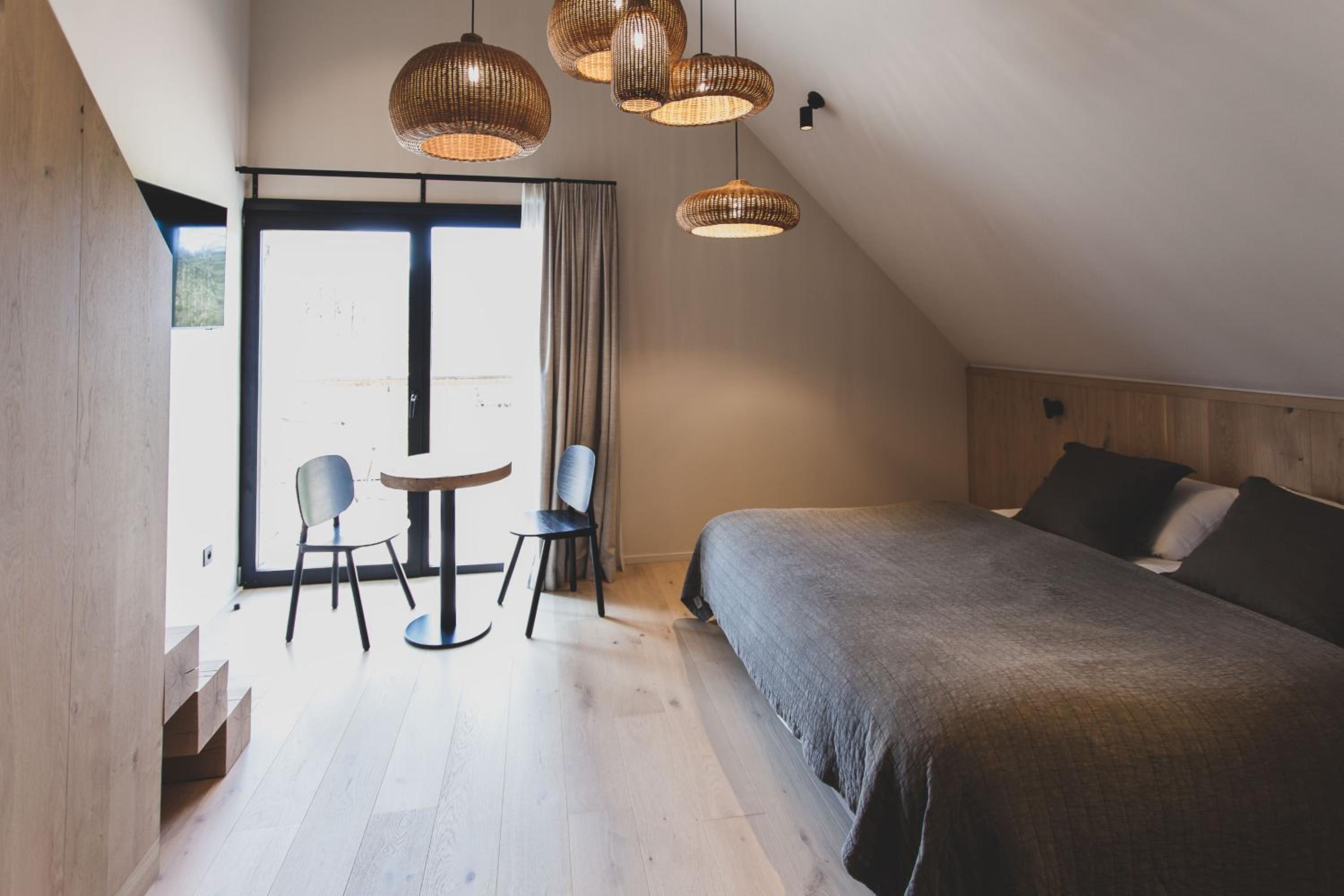 Quadruple Room with Balcony photo 2
