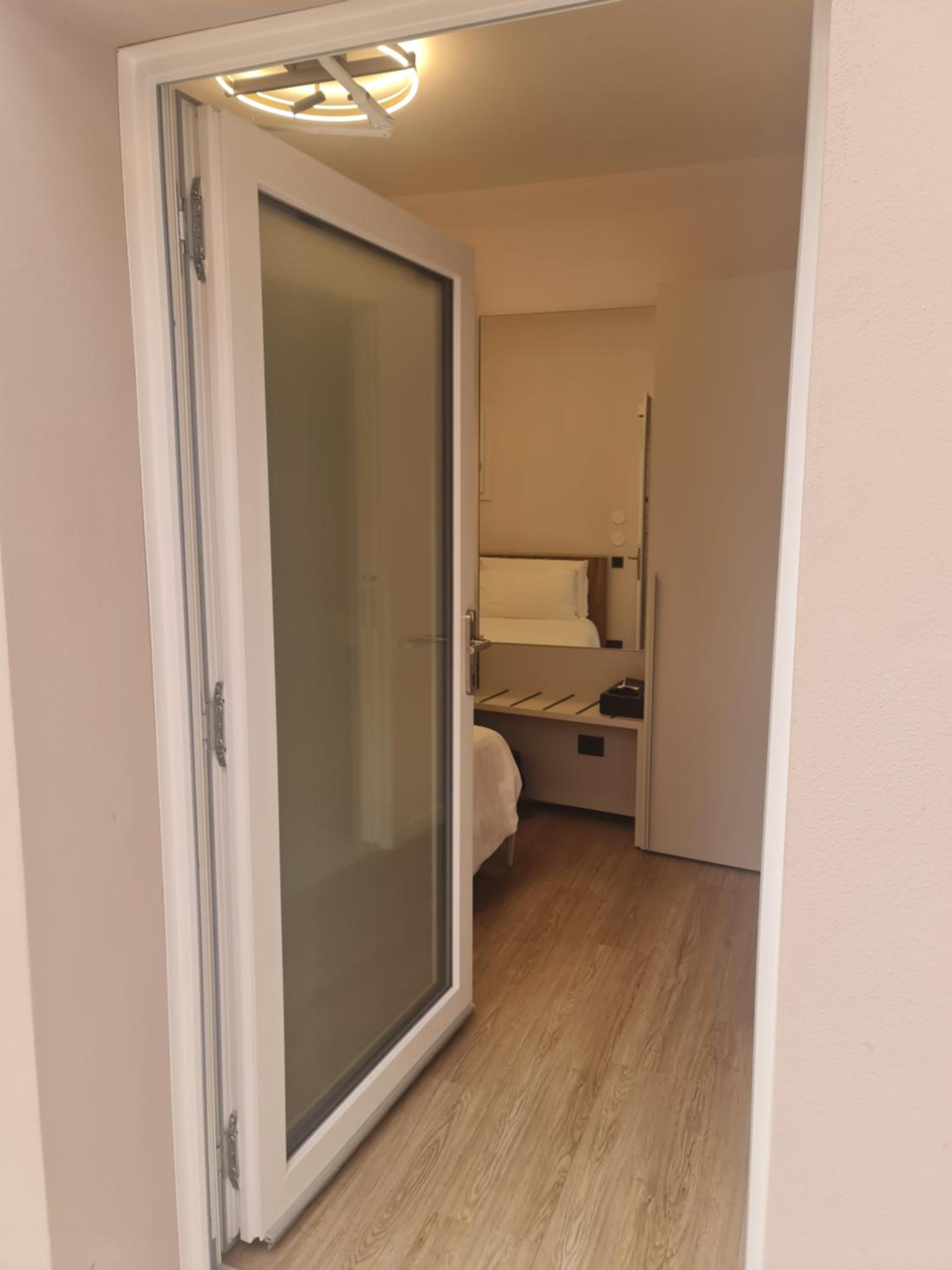 Economy Double Room photo 2
