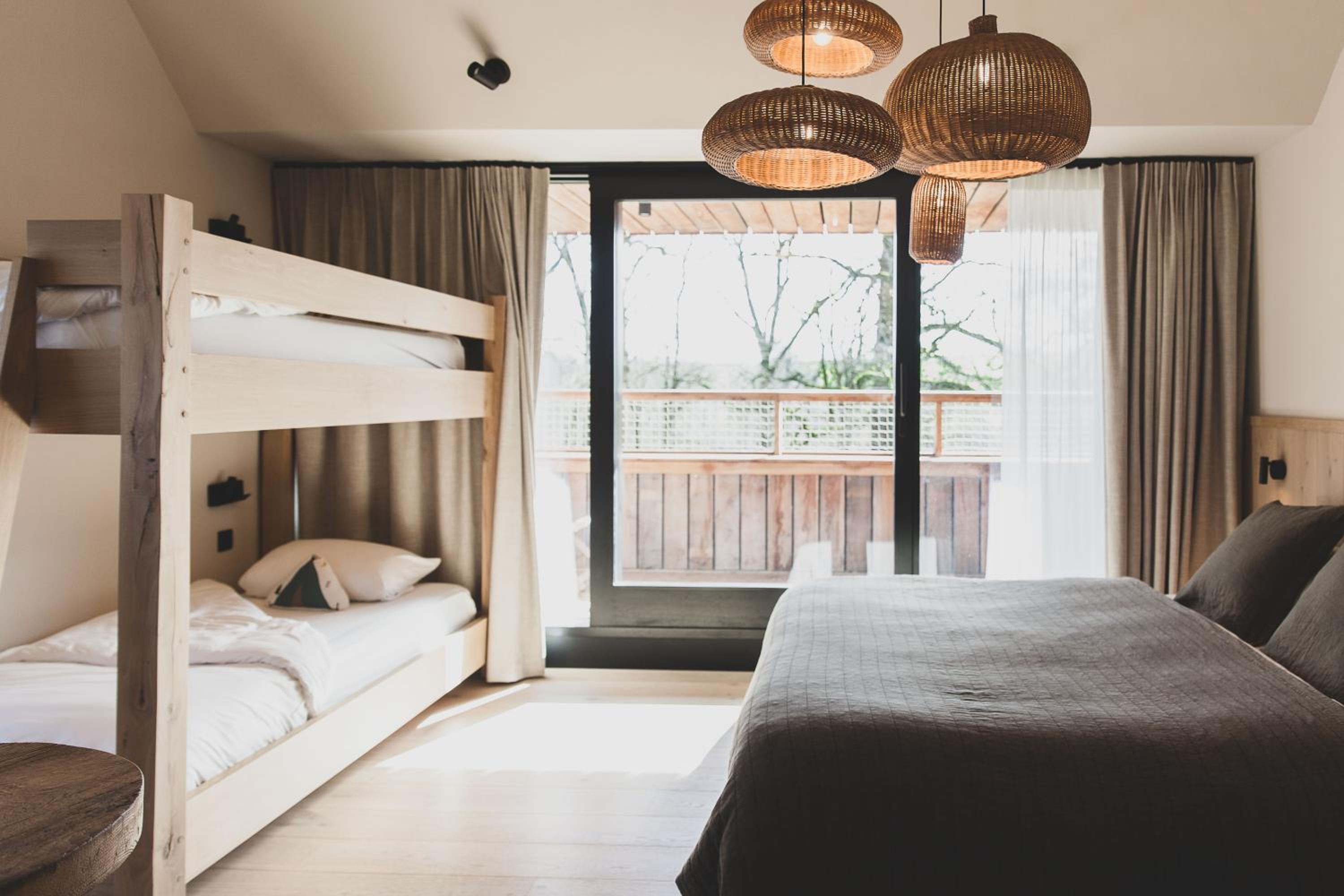Quadruple Room with Balcony photo 1