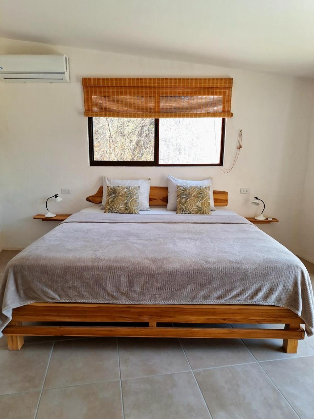 Deluxe King Room photo 1