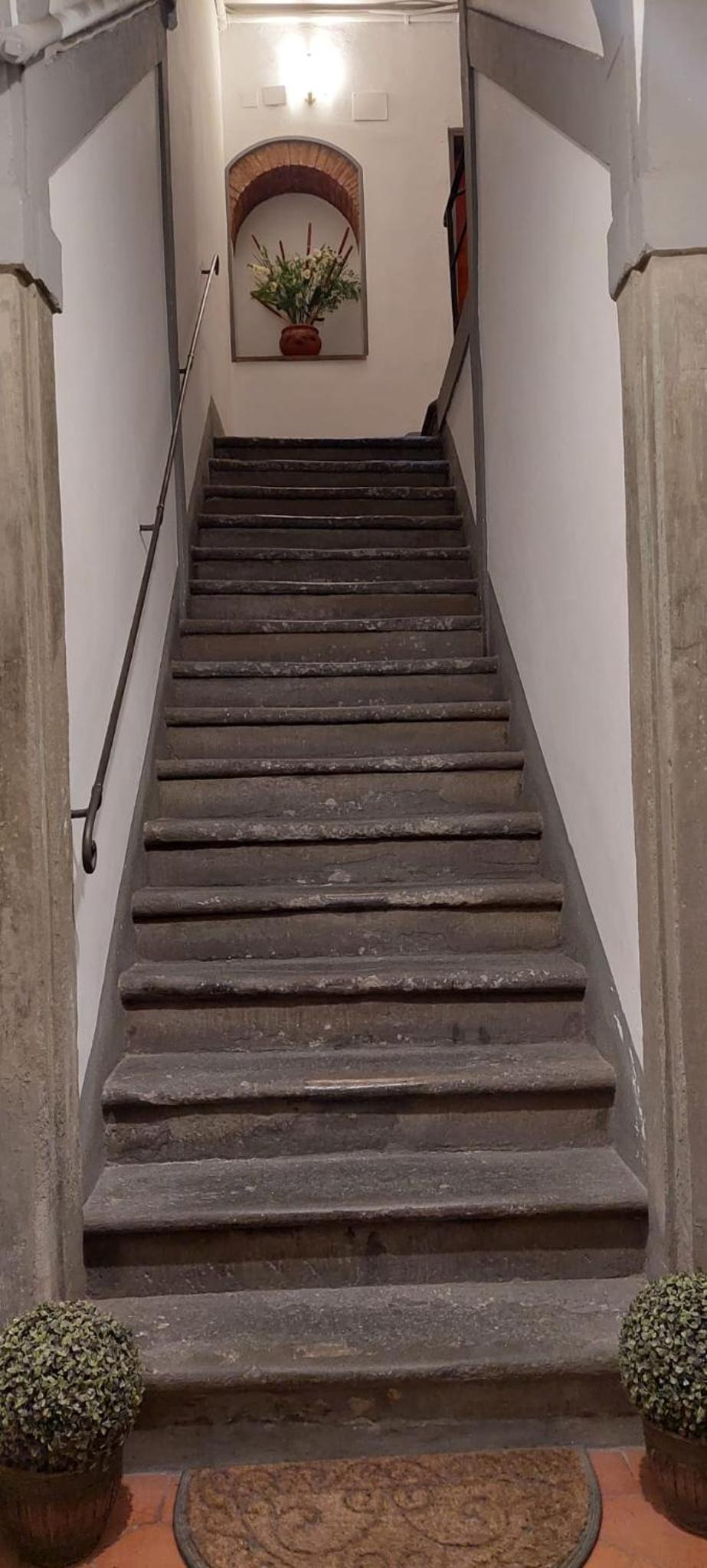 Apartment thumbnail 5