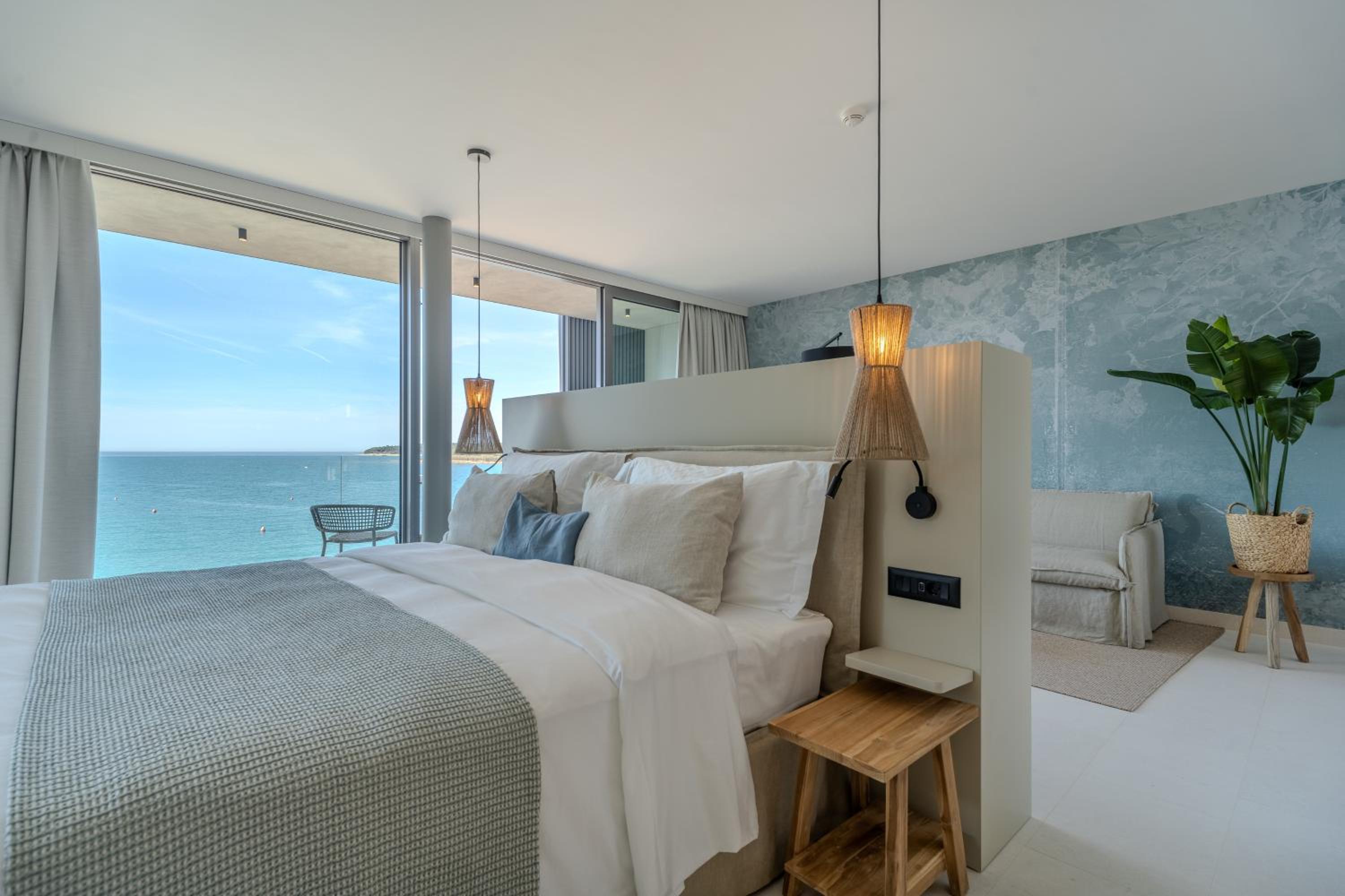 Suite with Sea View