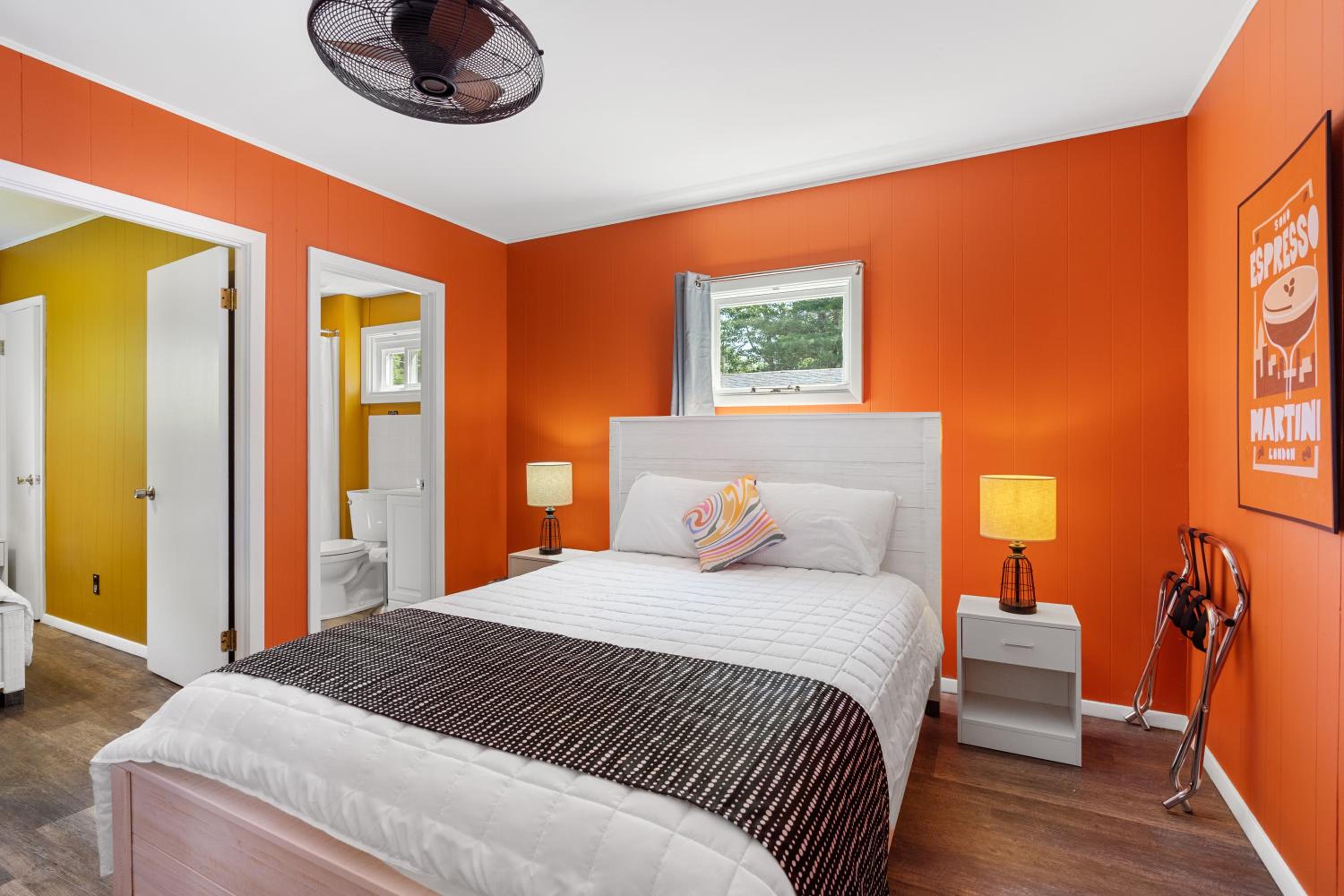 One-Bedroom Cottage - Photo 11