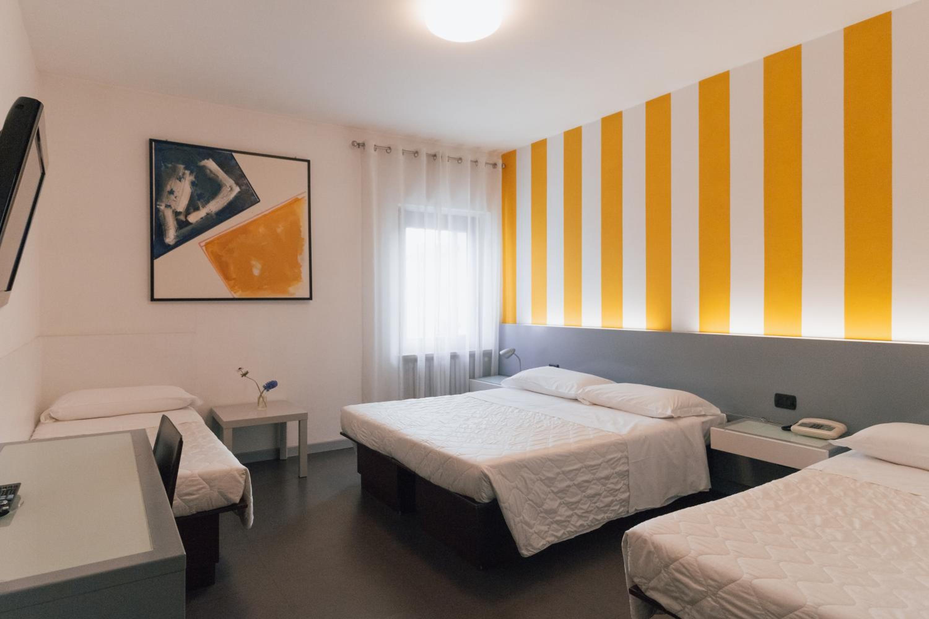 Quadruple Room - Photo 4