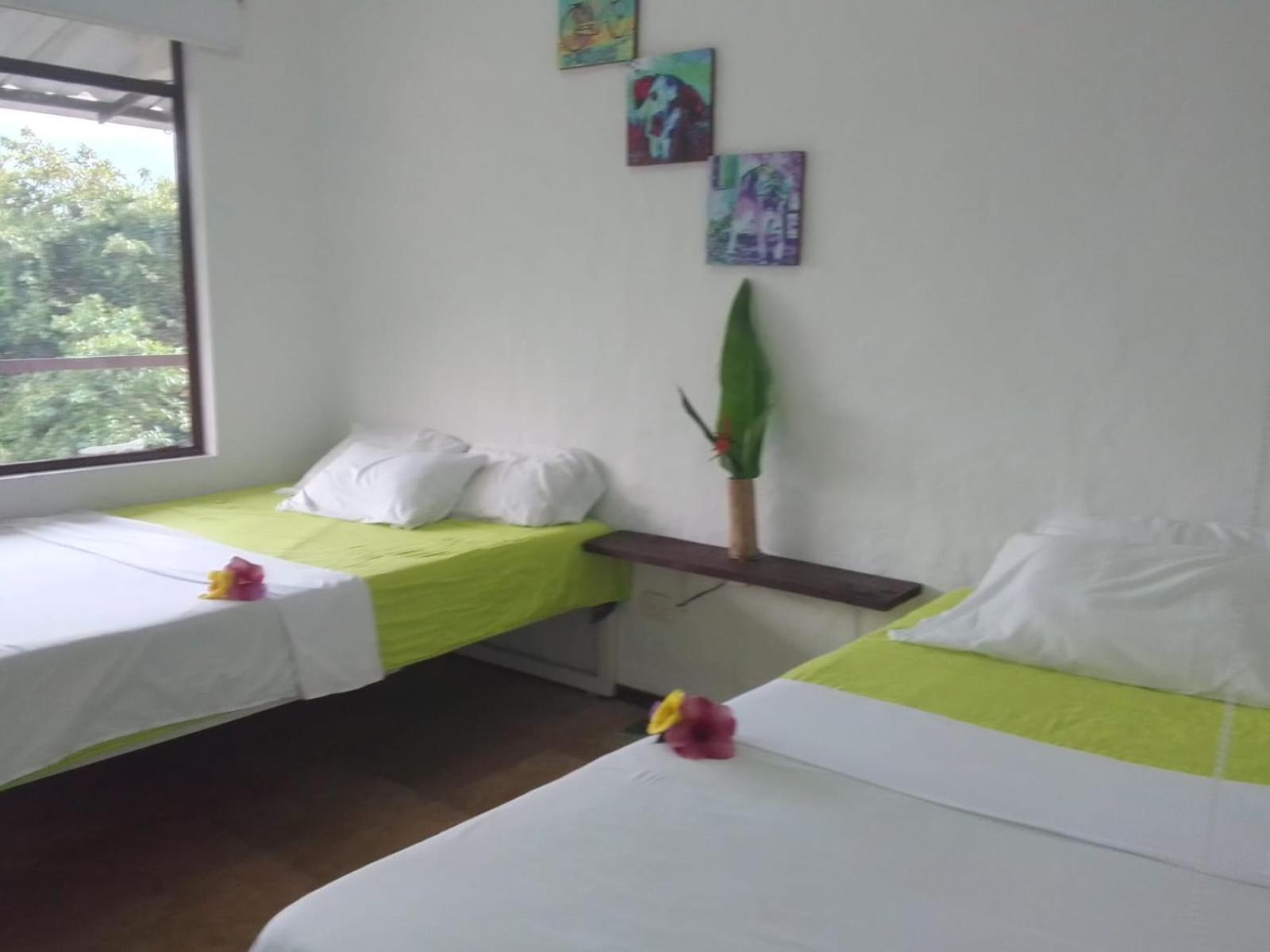 Basic Triple Room With Shared Bathroom photo 1