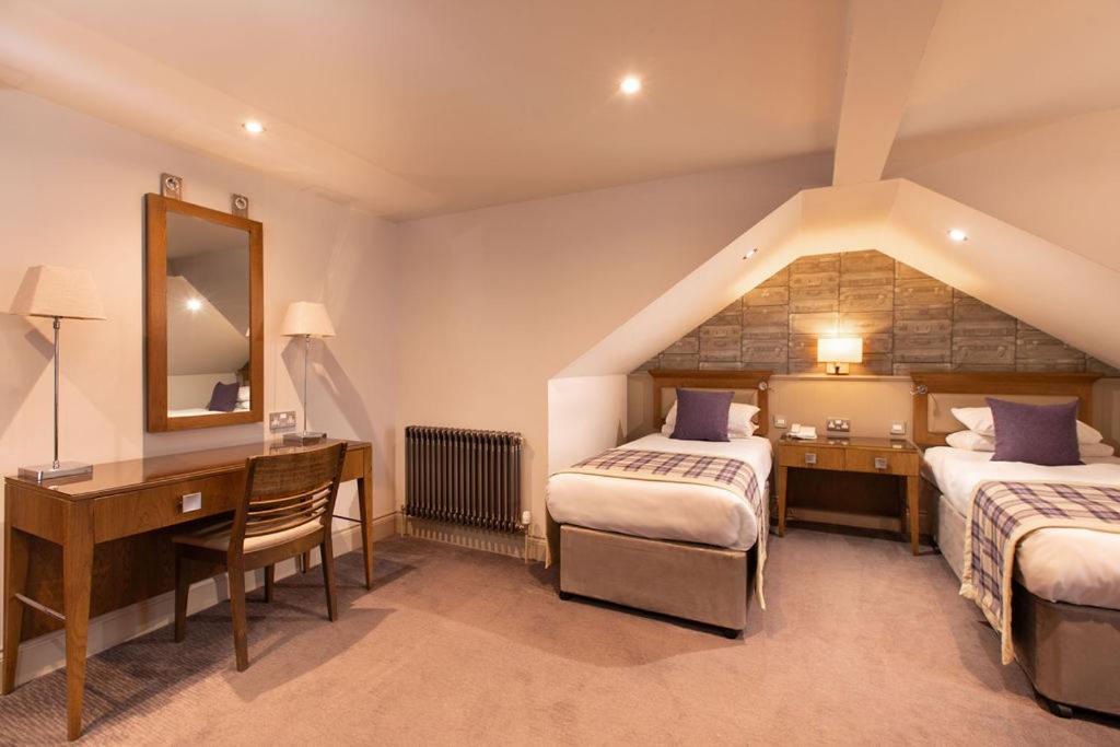 Deluxe Twin Room with Sea View photo 3