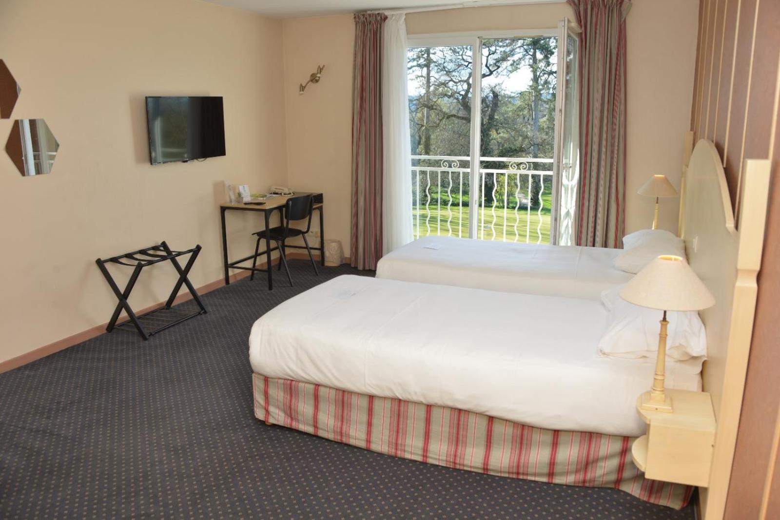 Twin Room with Sofa Bed - Non-Smoking - Photo 1