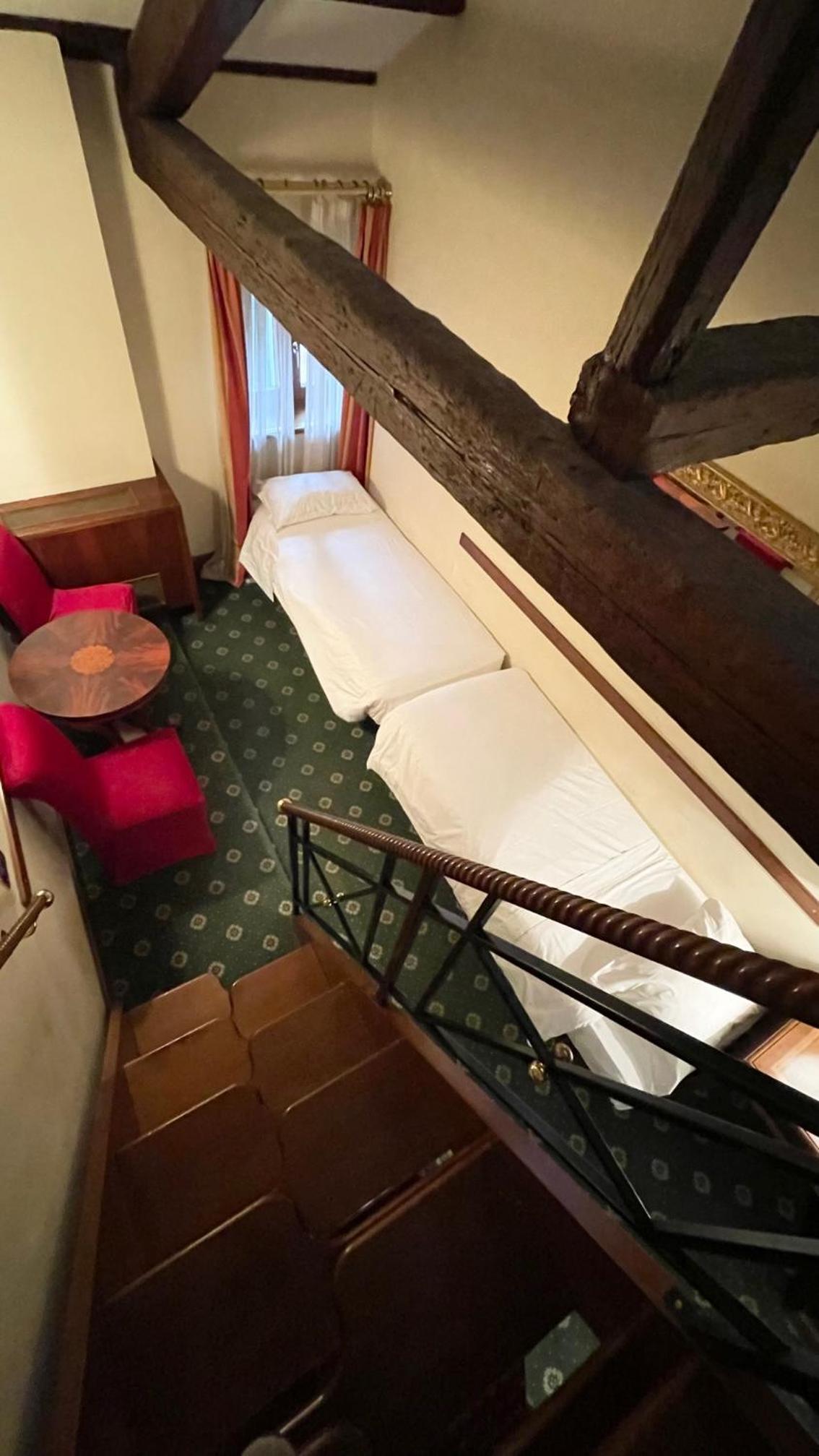 Duplex Quadruple Room