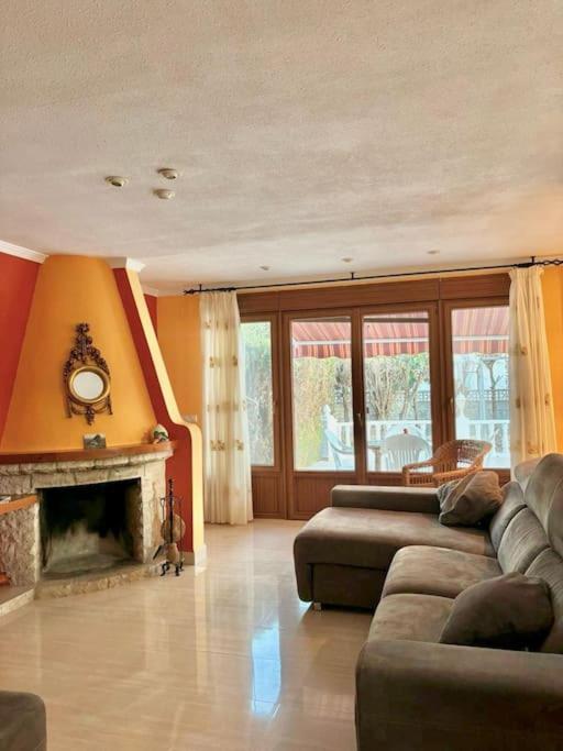 Casa de tres habitaciones