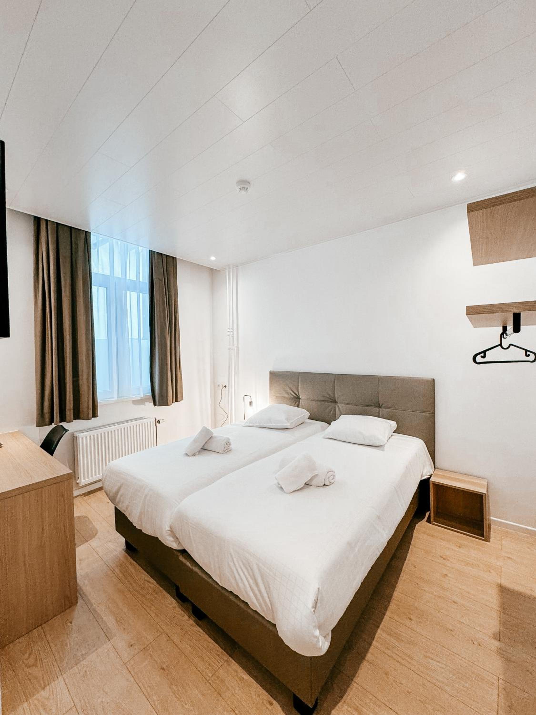 Budget Double or Twin Room - Photo 7
