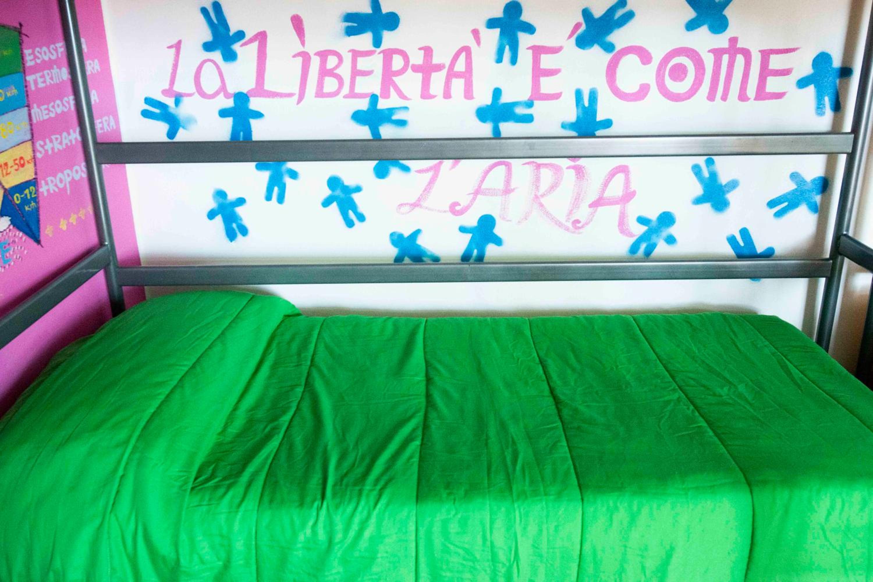 Bed in 8-Bed Mixed Dormitory Room photo 2