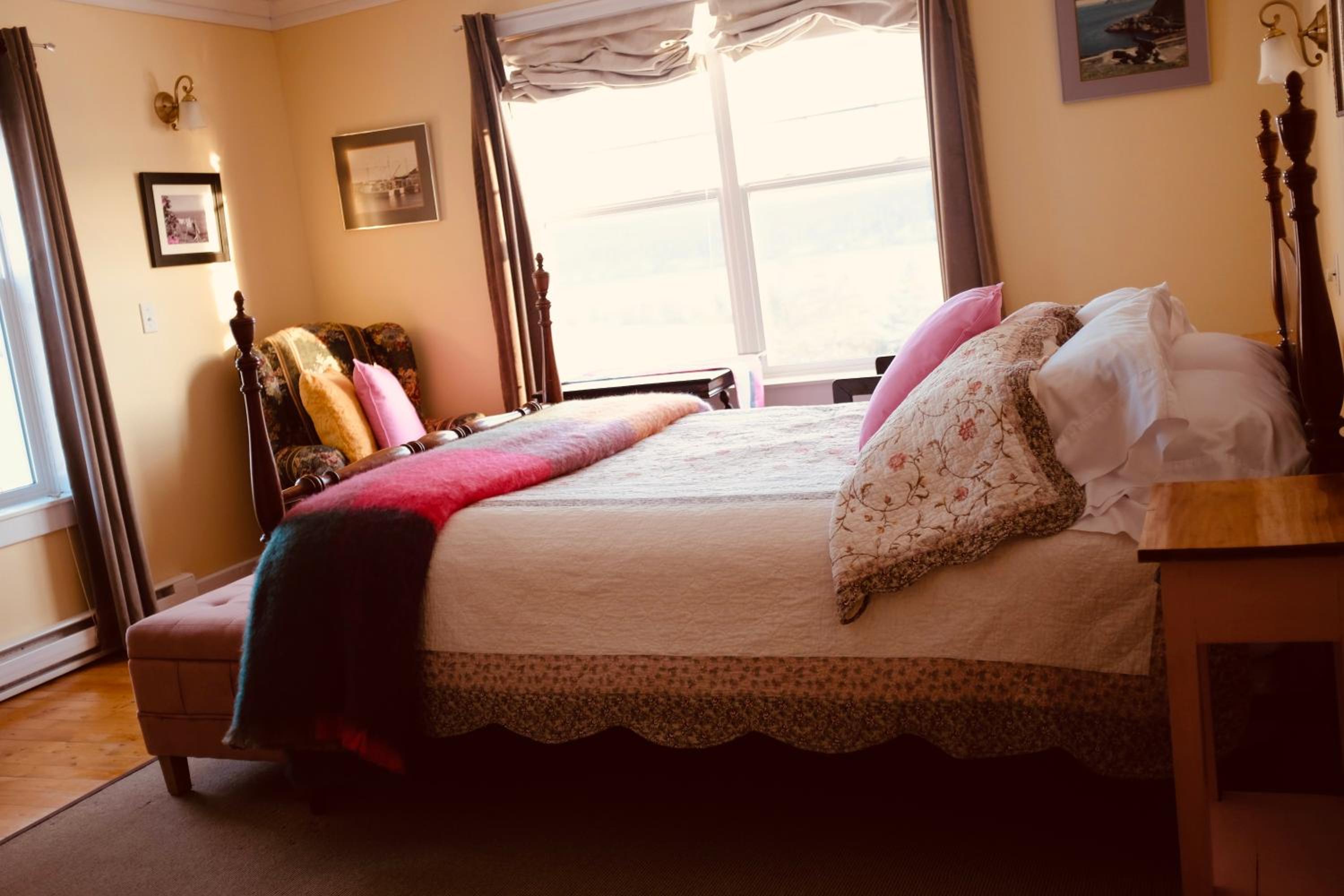 Deluxe Queen Room photo 2