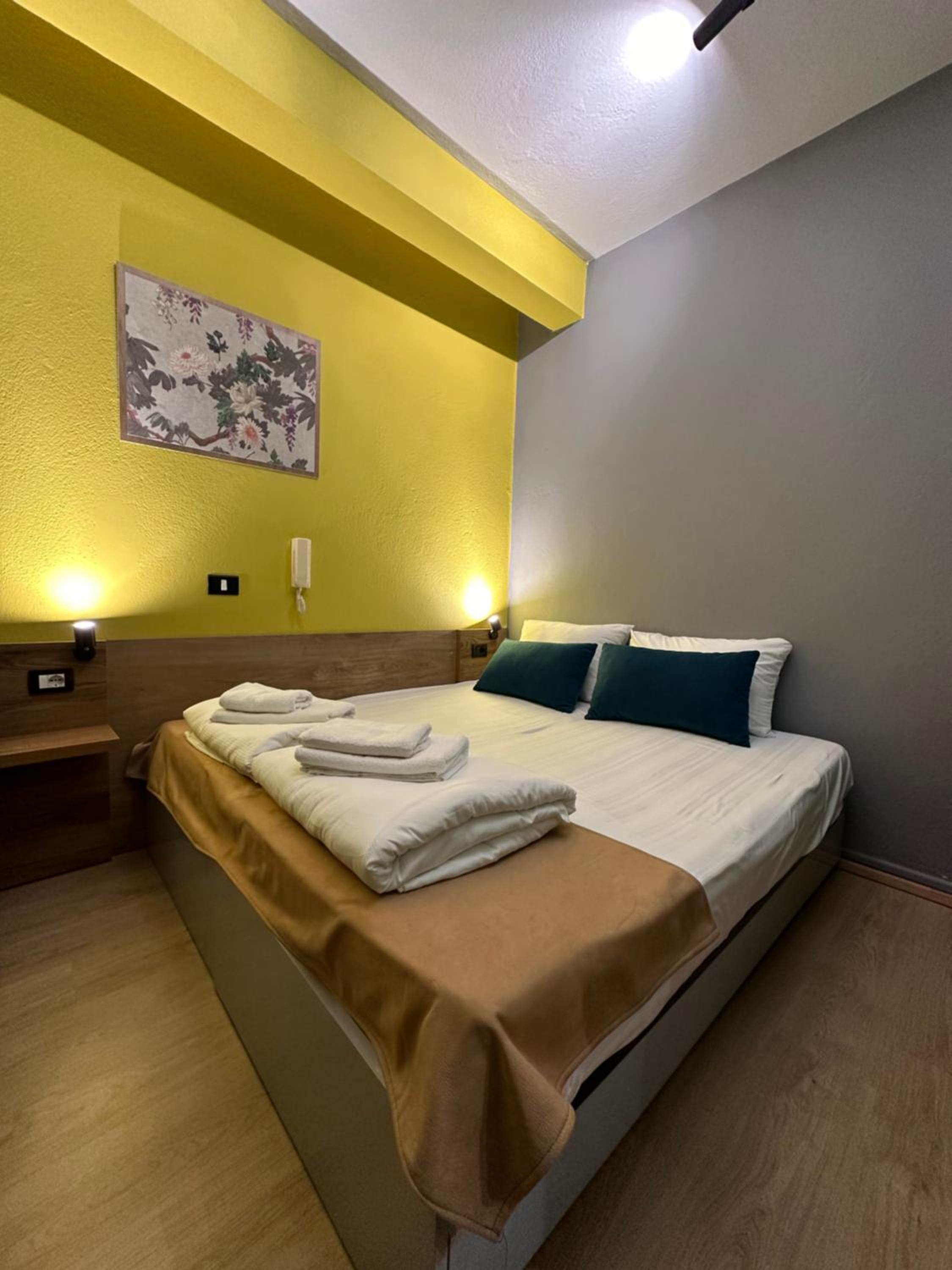 Deluxe Double or Twin Room with Balcony photo 3