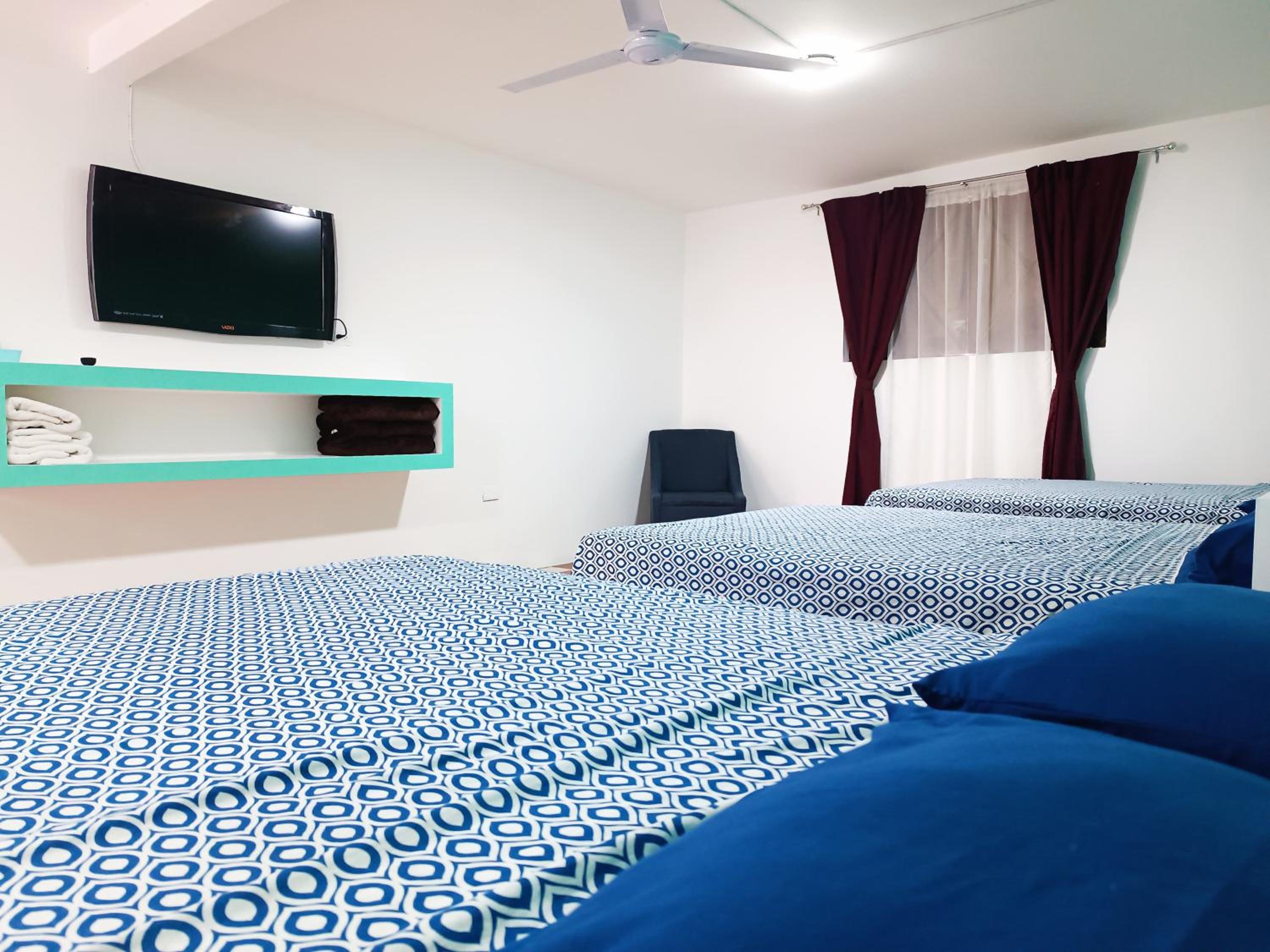 Standard Quadruple Room photo 2