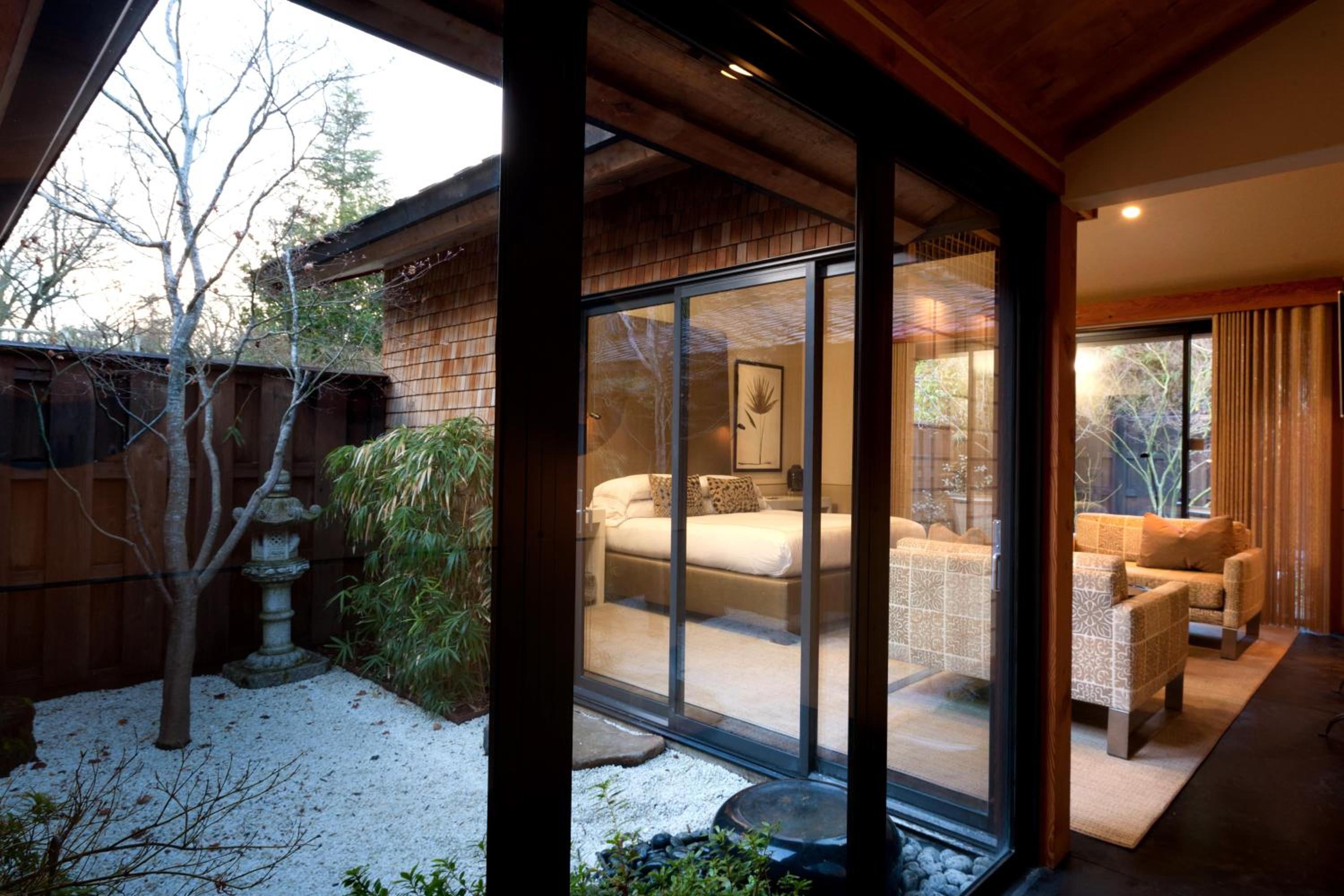 Ryokan Zen Suite Creekside - Photo 4