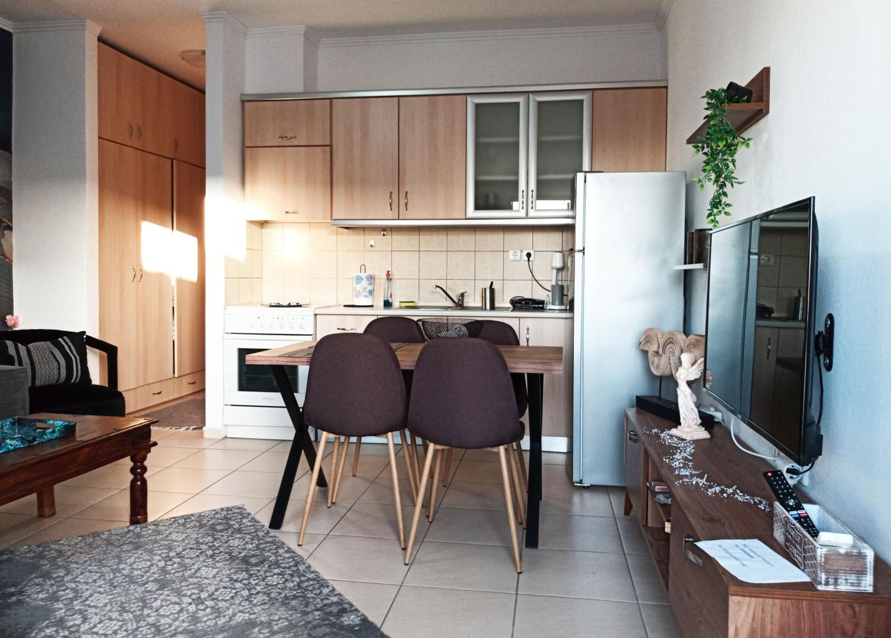 Apartment photo 2