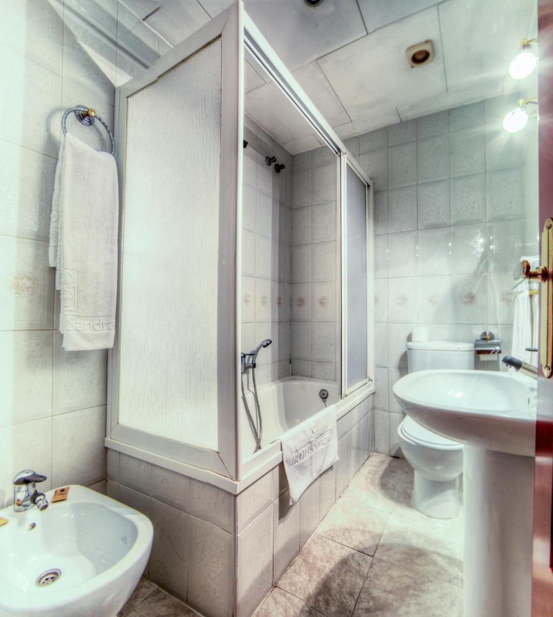 Budget Single Room photo 3