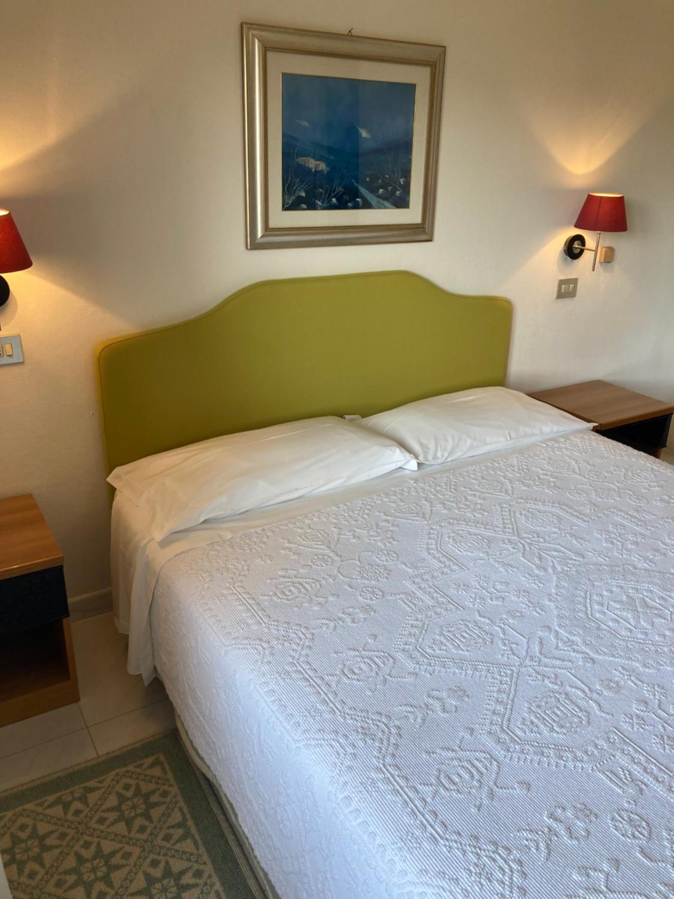 Double or Twin Room photo 3