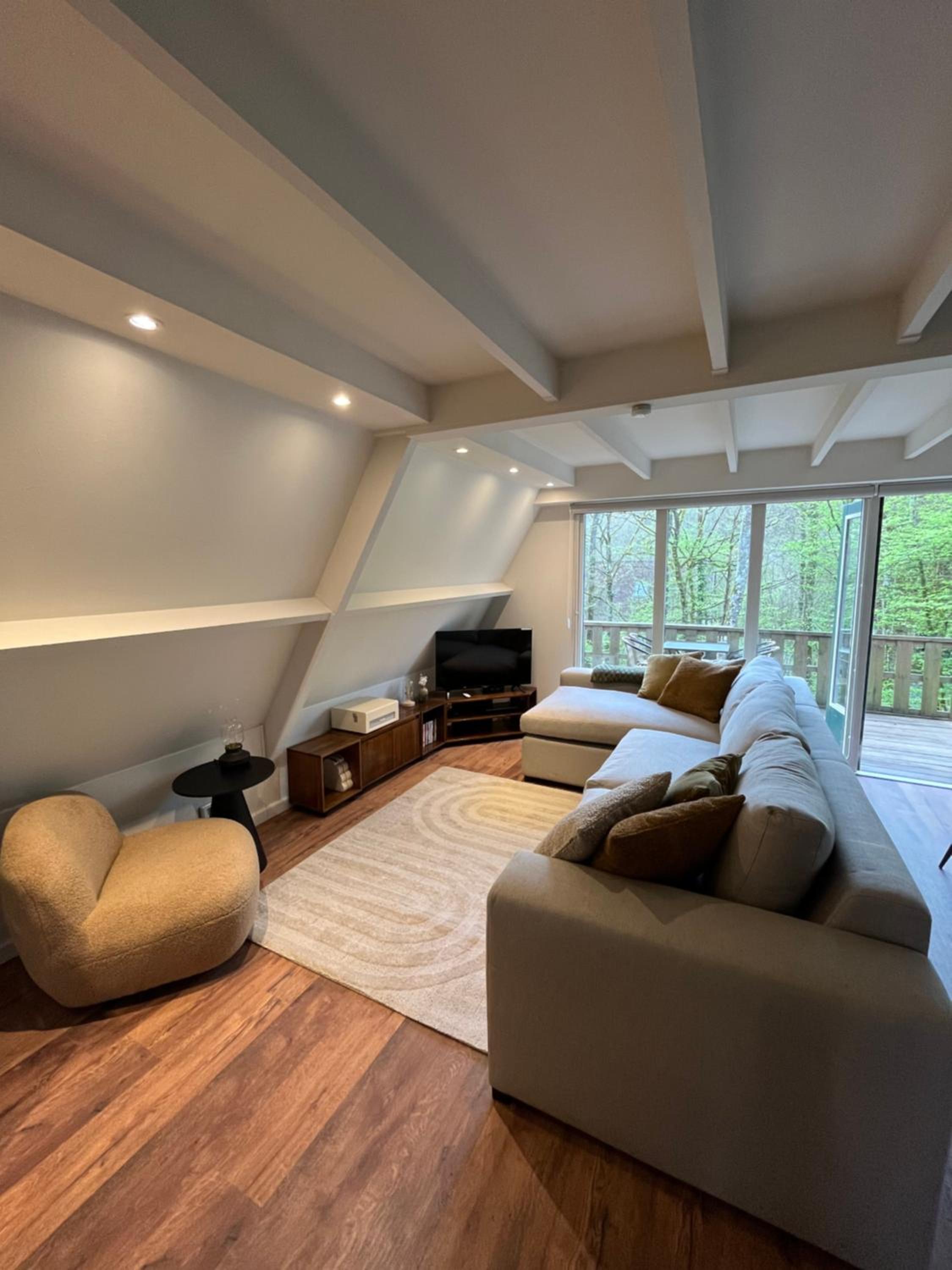 Three-Bedroom Chalet photo 1