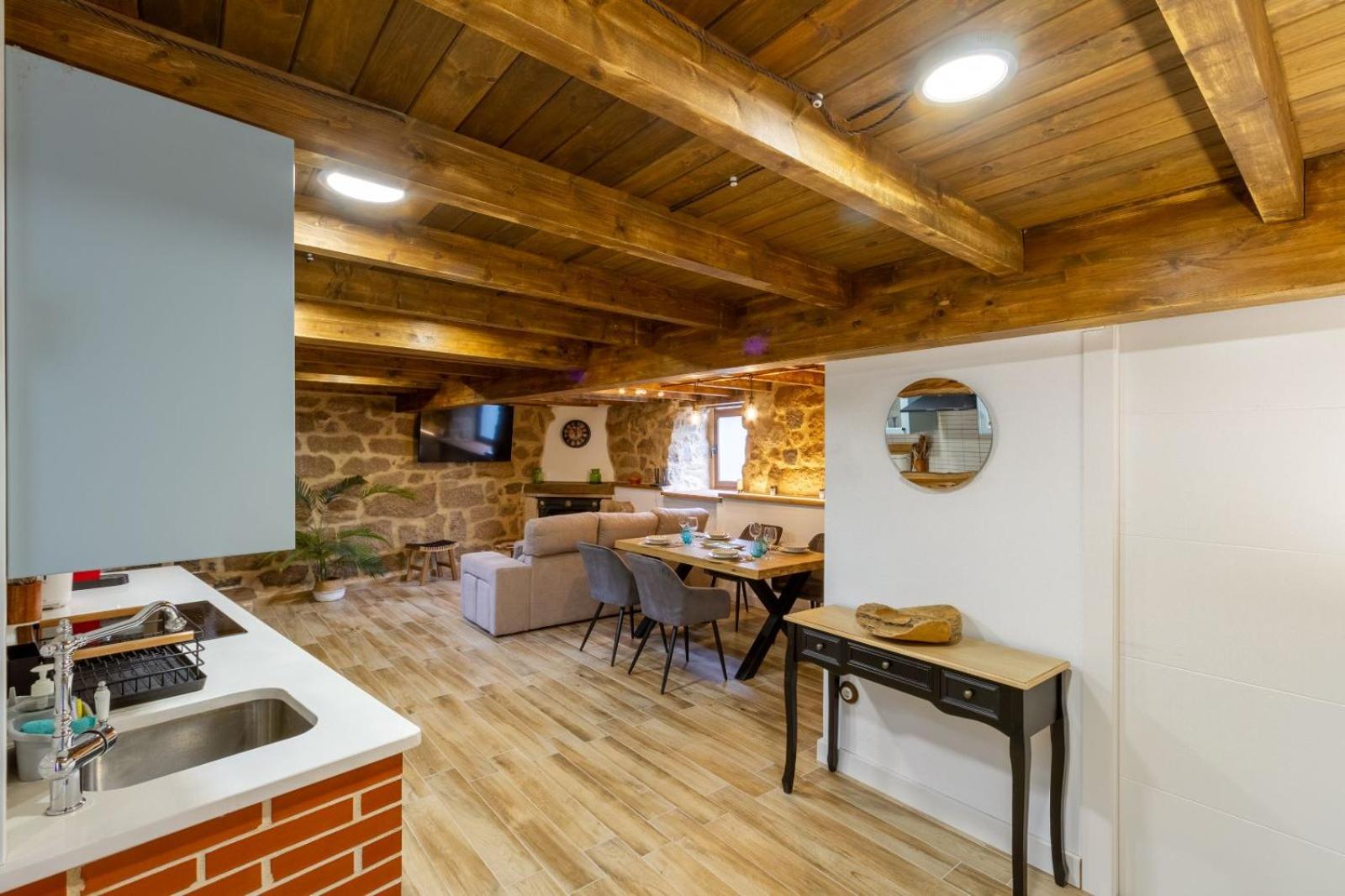 One-Bedroom House photo 3