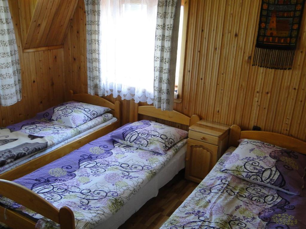 Triple Room with Bathroom - Photo 1