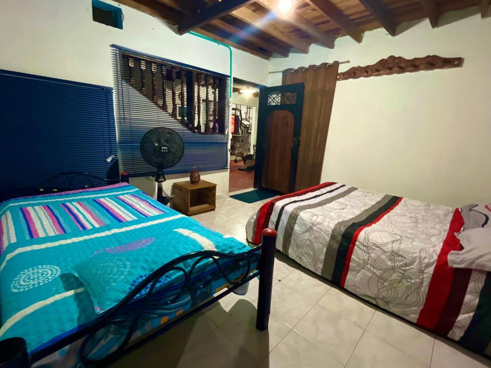 Twin Room with Private Bathroom photo 2