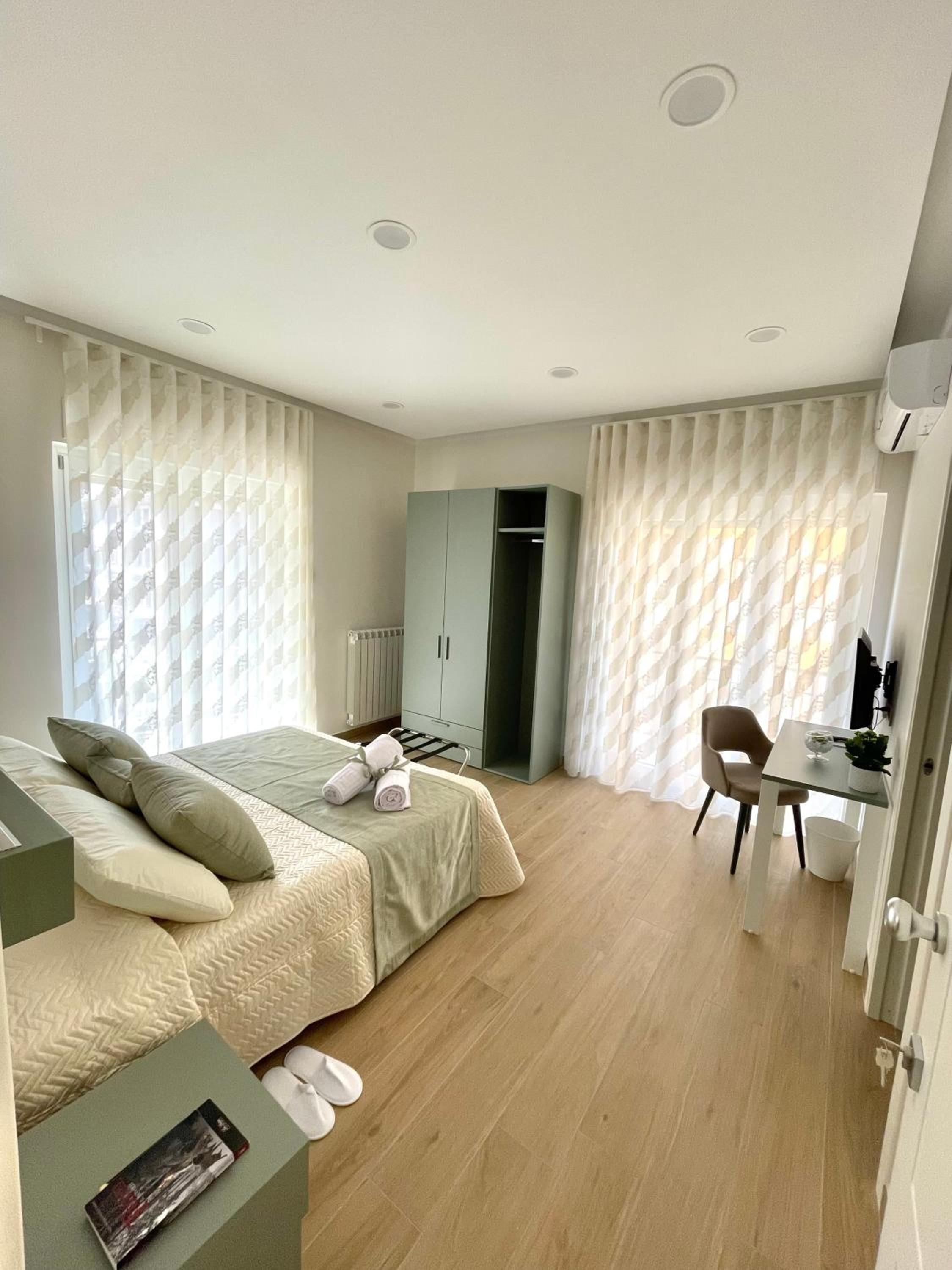 Deluxe Double Room with Balcony