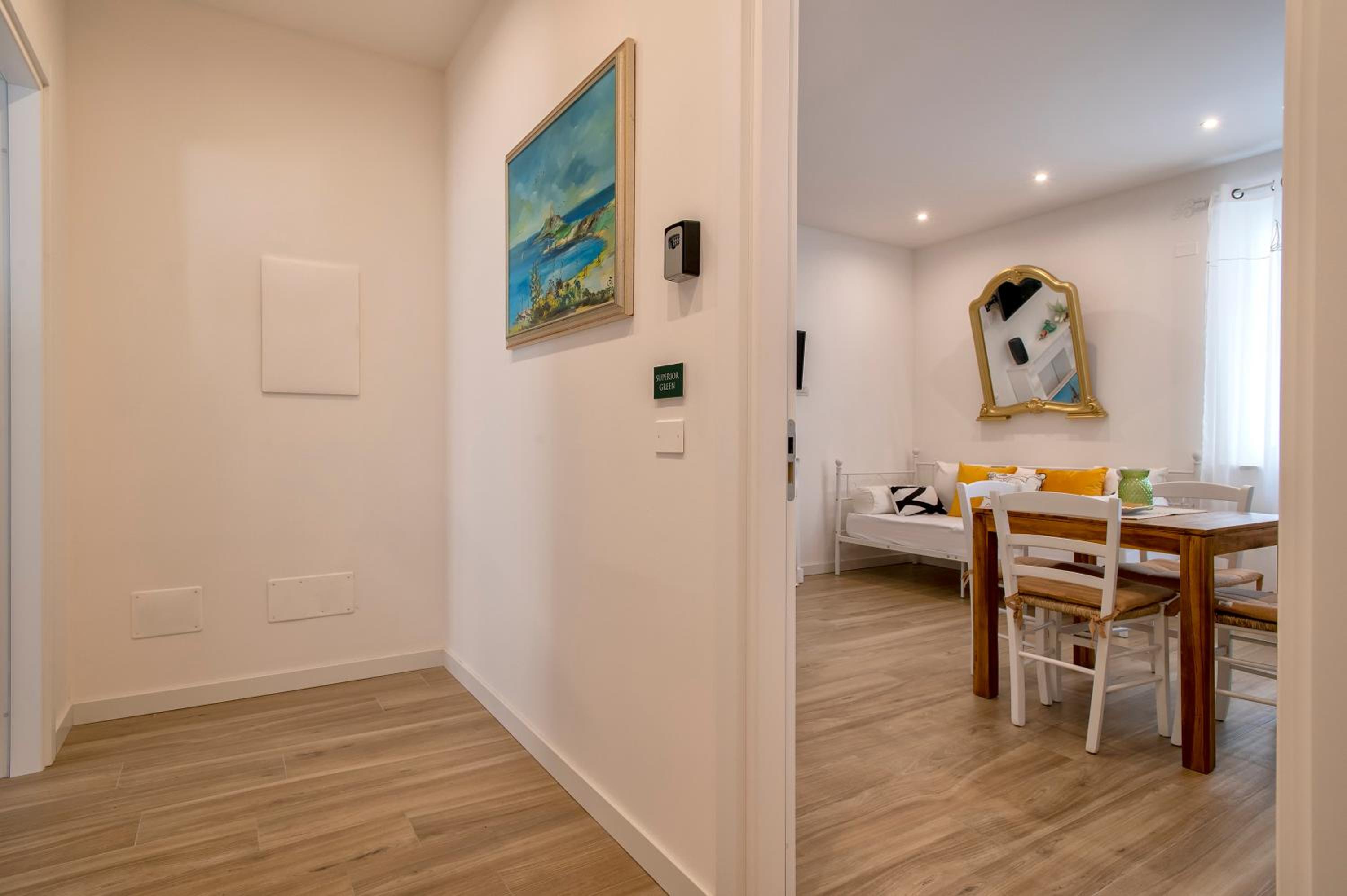 Superior Apartment