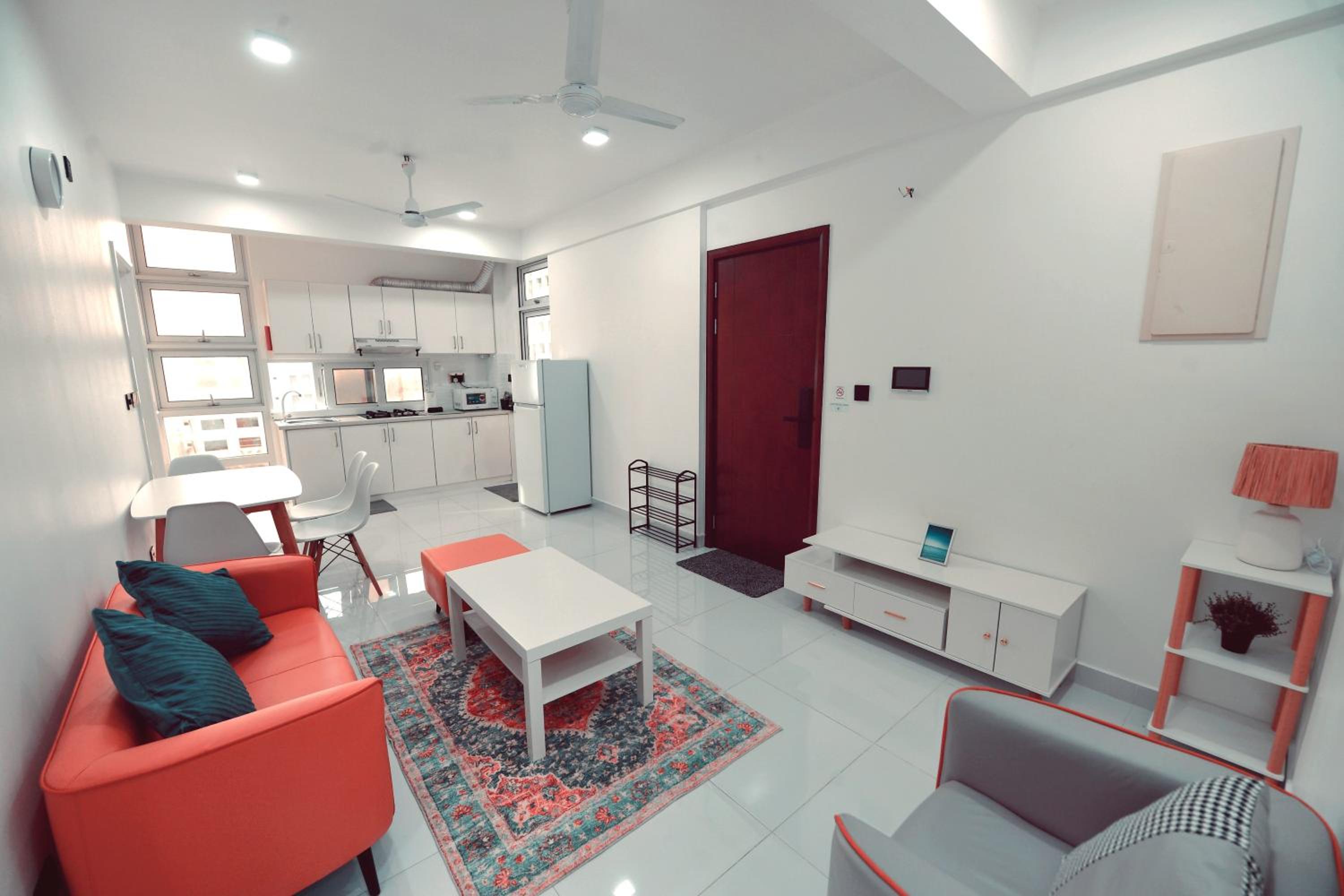 Apartment with Balcony photo 2