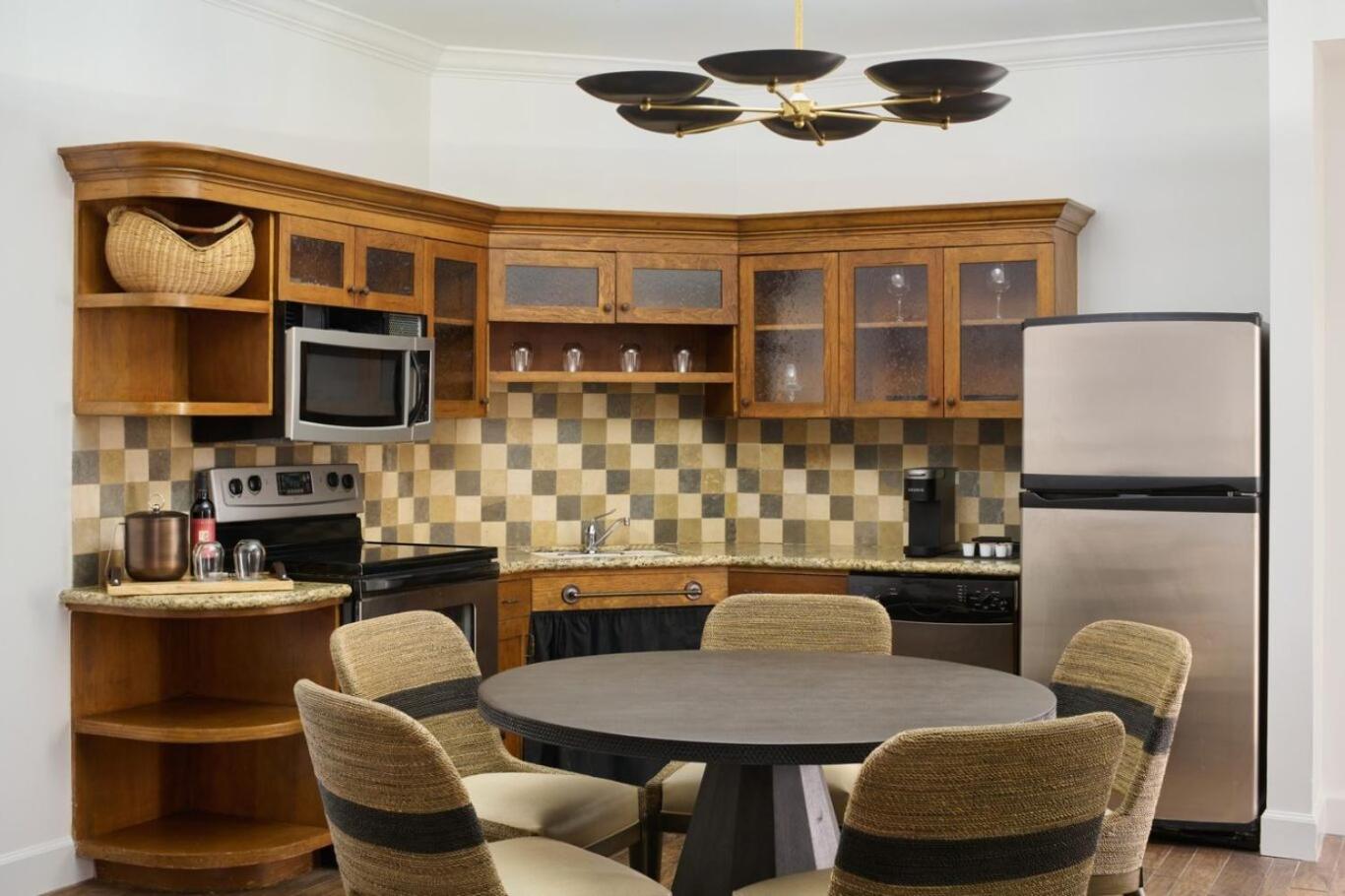 Oak Knoll One-Bedroom Suite ADA - Photo 4