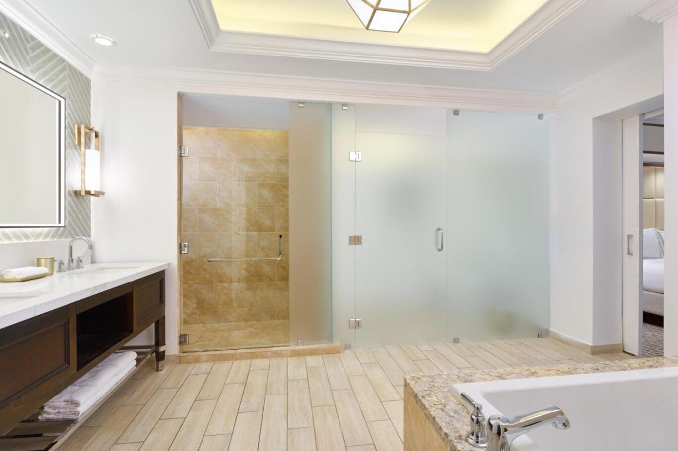 Oak Knoll One-Bedroom Suite ADA - Photo 5