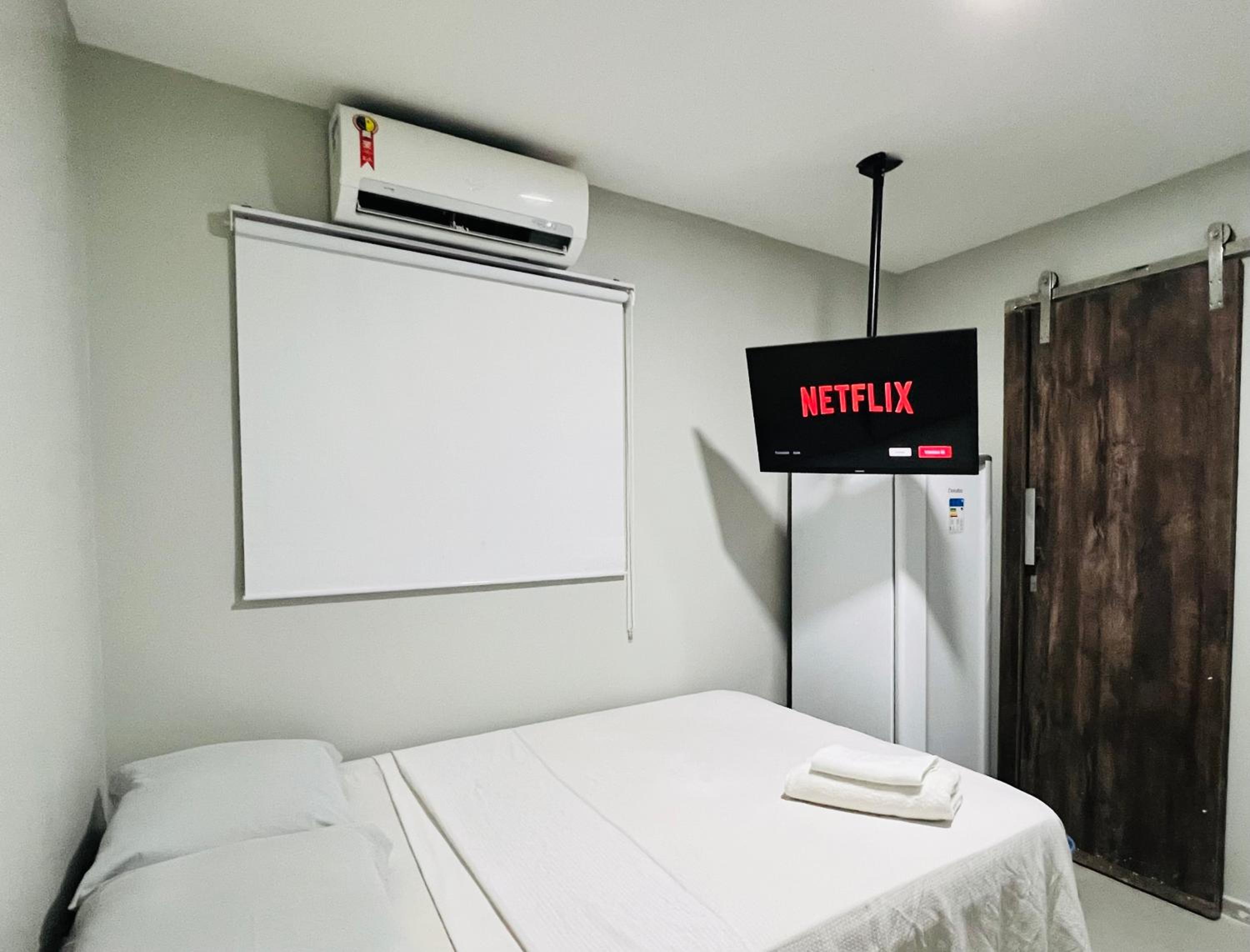 Deluxe Room (2 Adults + 1 Child) photo 1