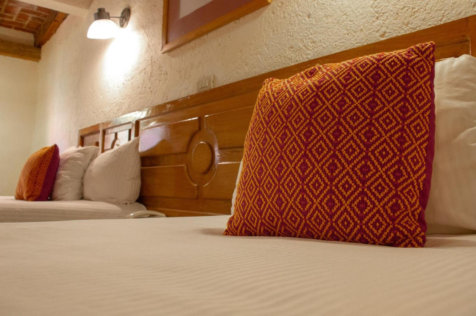 Double Room with Two Double Beds - Photo 5