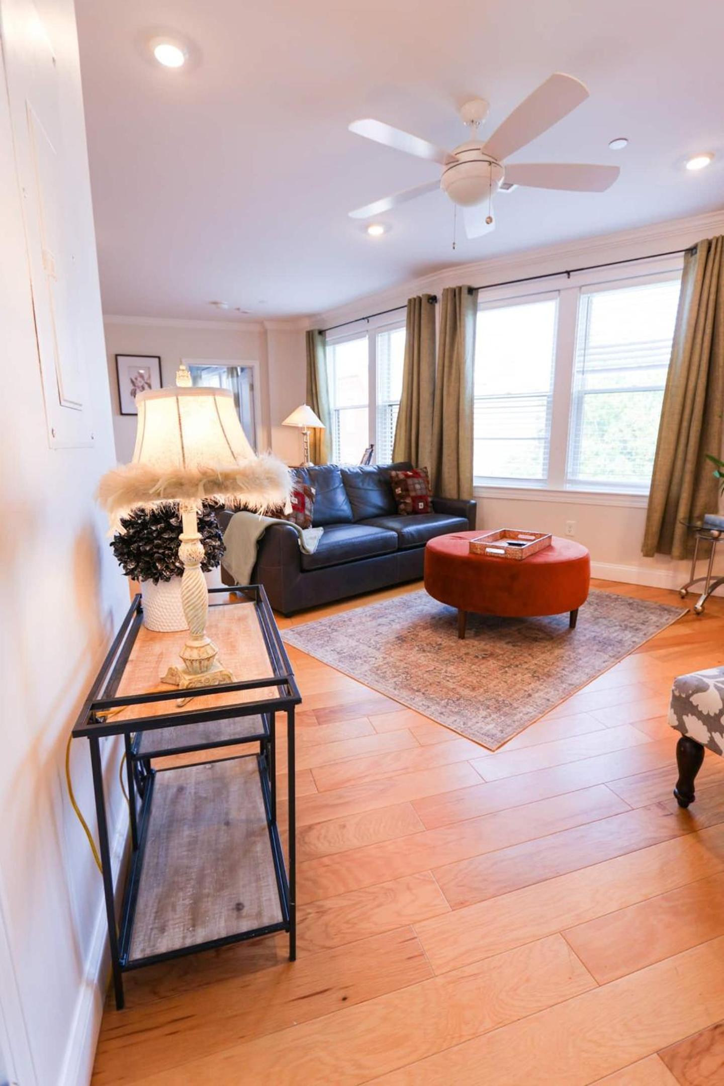 Two-Bedroom Standard Apartment photo 3