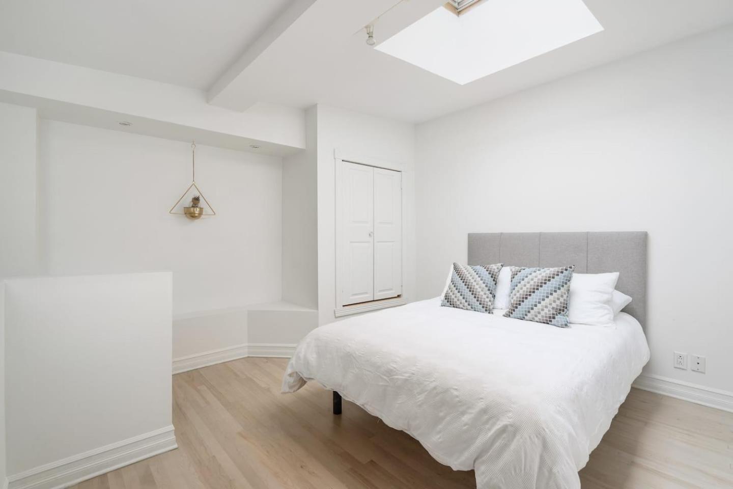 Penthouse Apartment - Photo 17