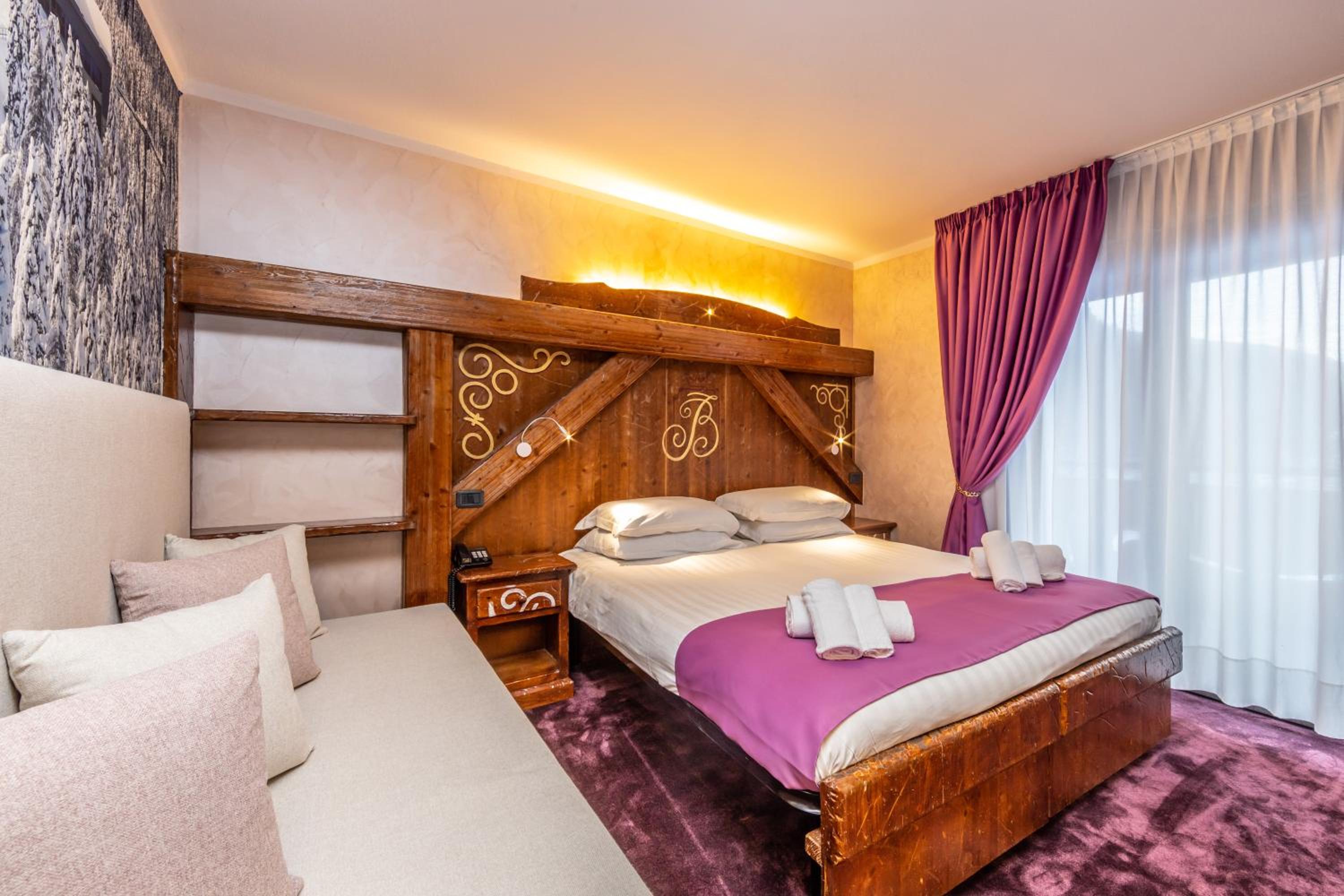 Superior Double or Twin Room with Mountain View - Photo 4
