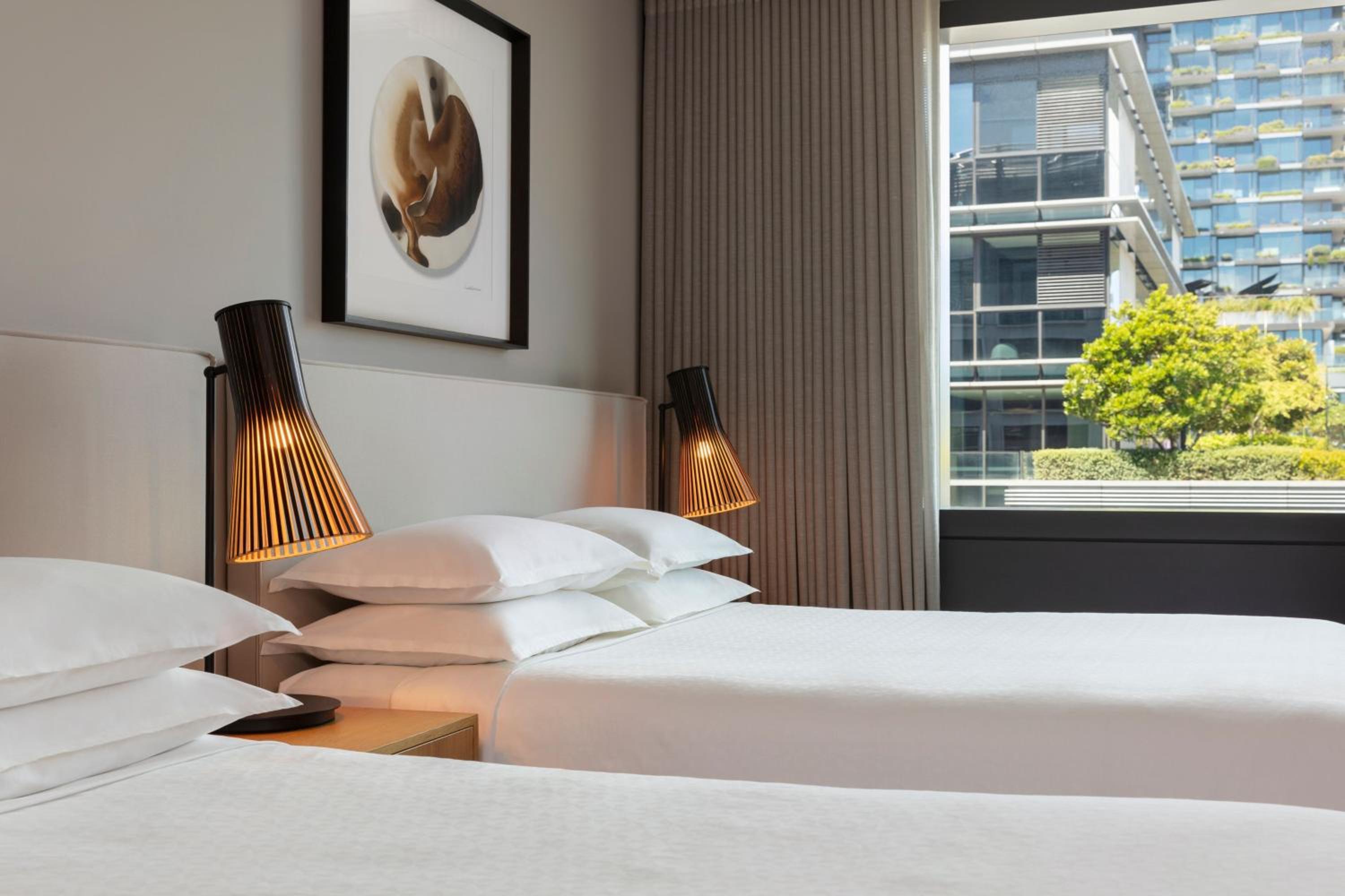 Queen Room with 2 Queen Beds - High Floor