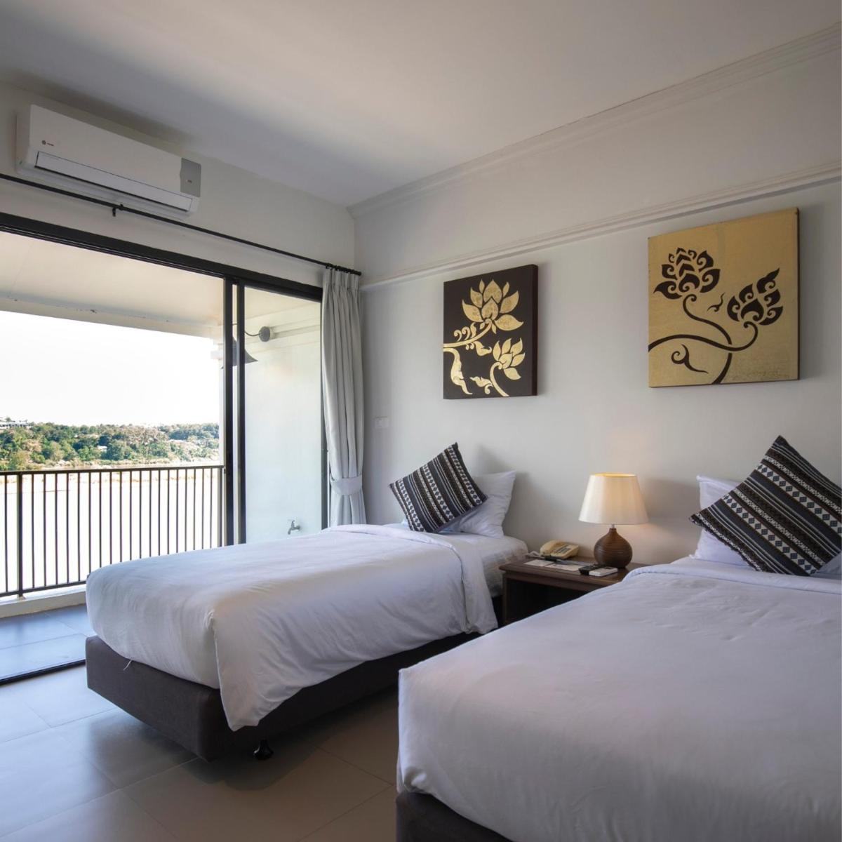 Deluxe Double or Twin Room with River View photo 3
