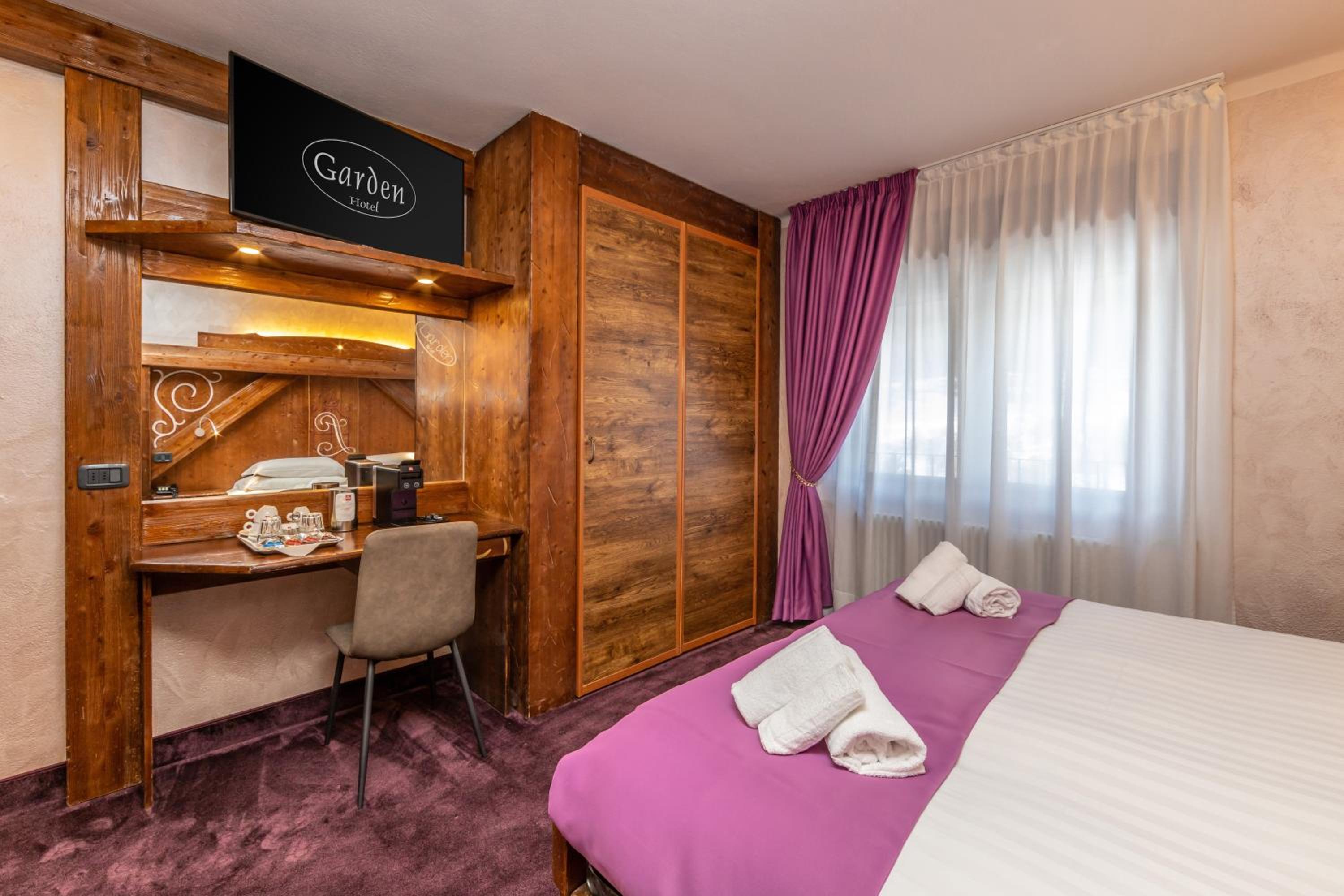 Superior Double Room - Photo 8