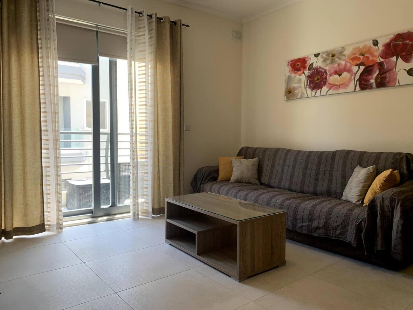 Zwei-Zimmer-Apartment